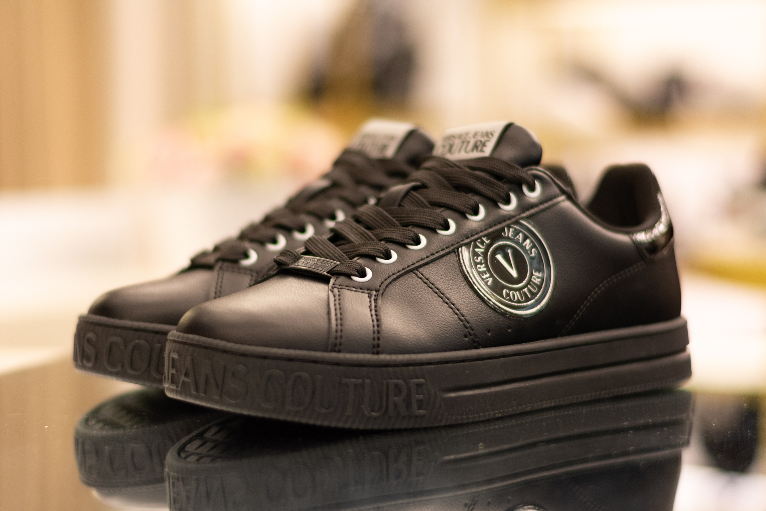 Для организаций. Предметная фотосессия для обувного магазина Capsula. Фотограф/видеограф Богдан Голованов