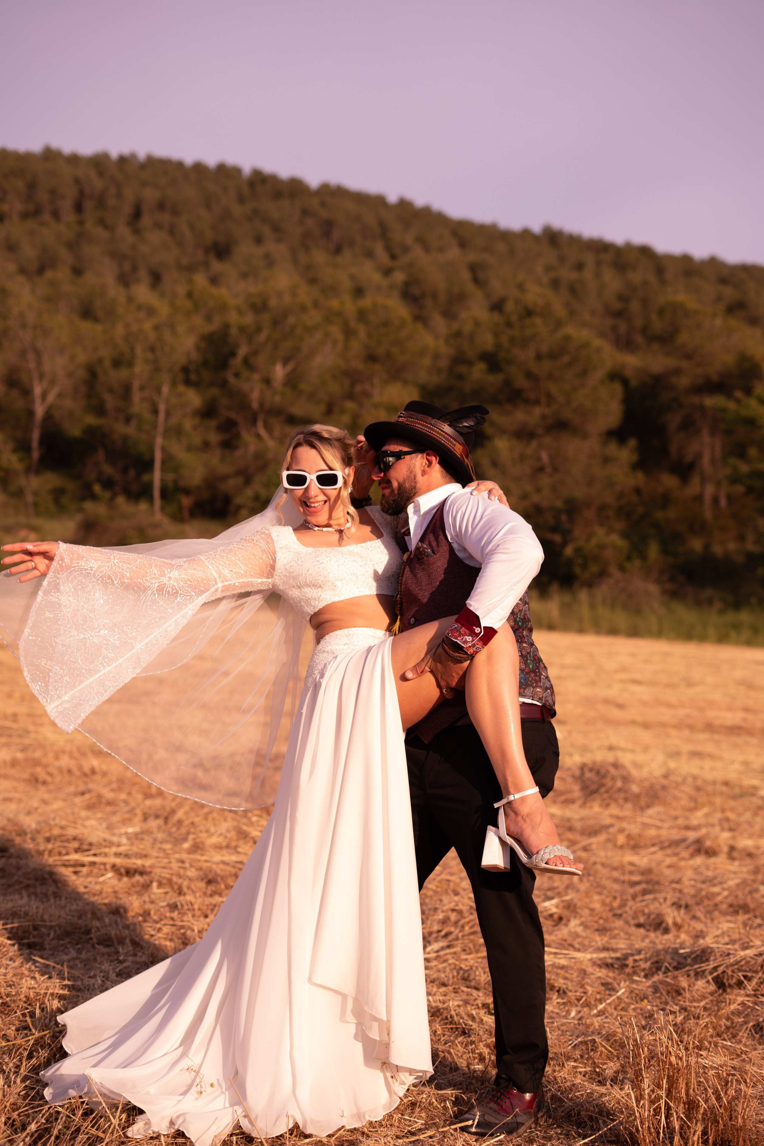 Stasy and Roberto. Wedding Photographer in Barcelona and Medellin