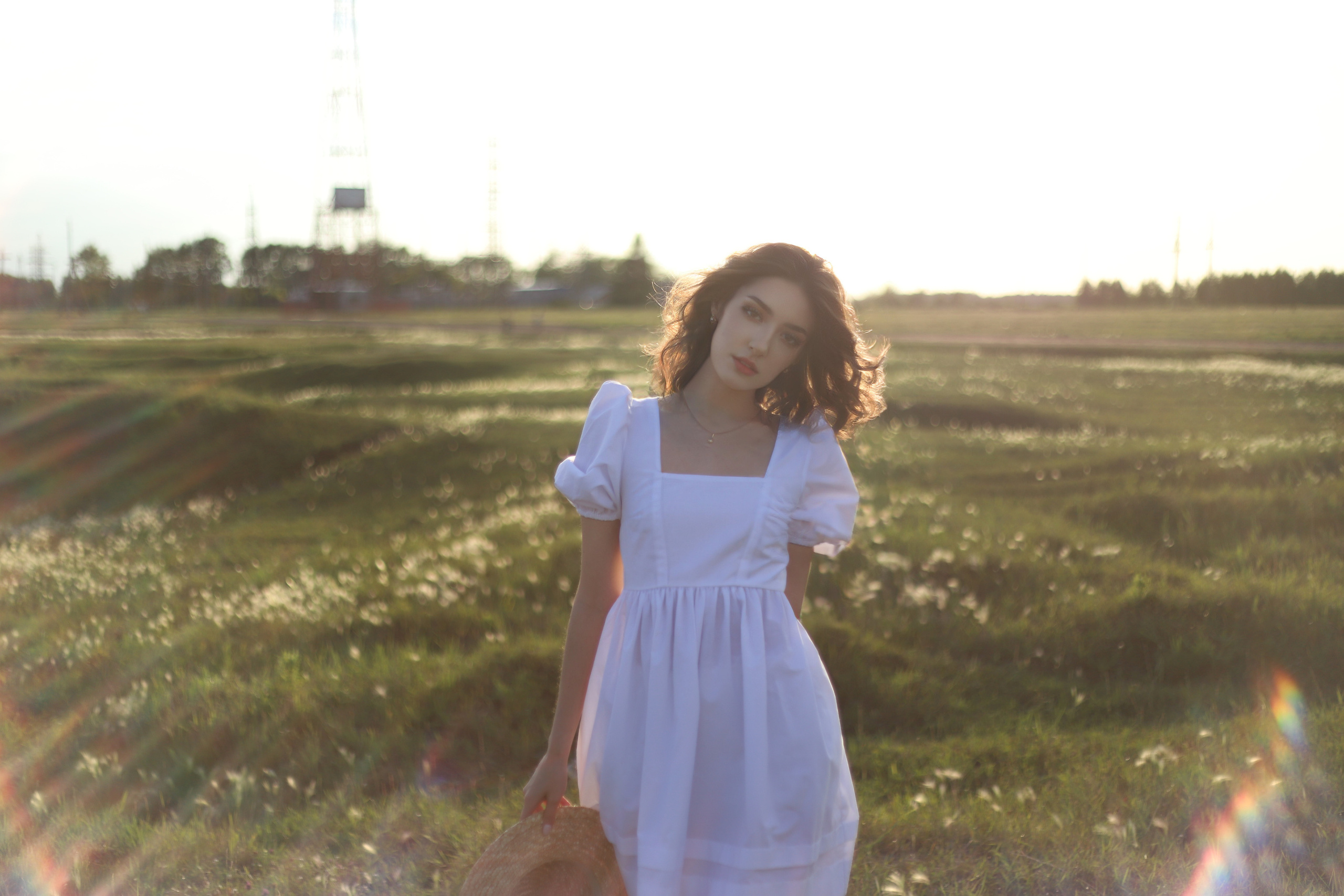 Девушка в деревне. Фотограф Велькер Марина