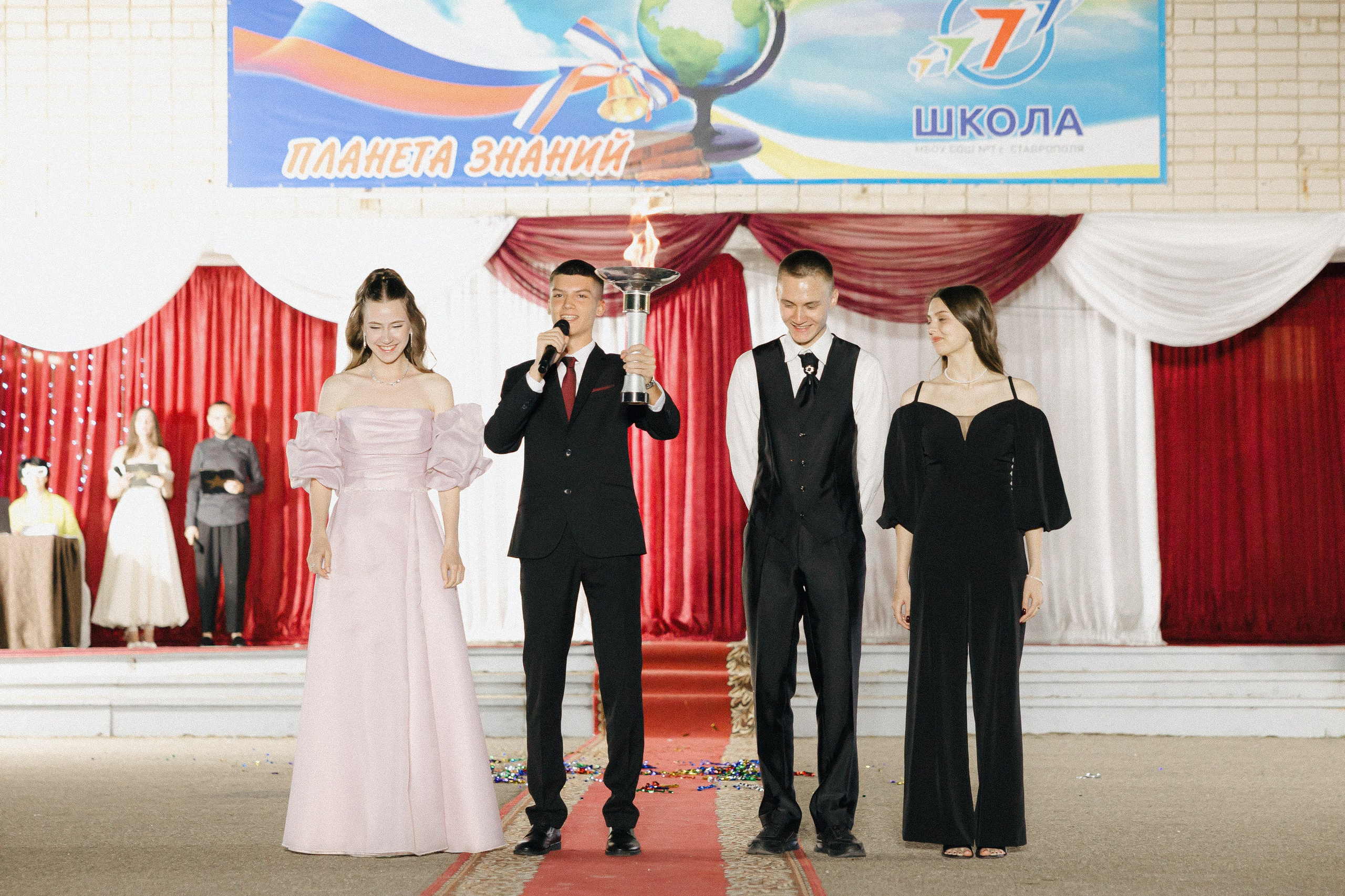 Вручение аттестатов. Свадебный фотограф Роман Еремеев