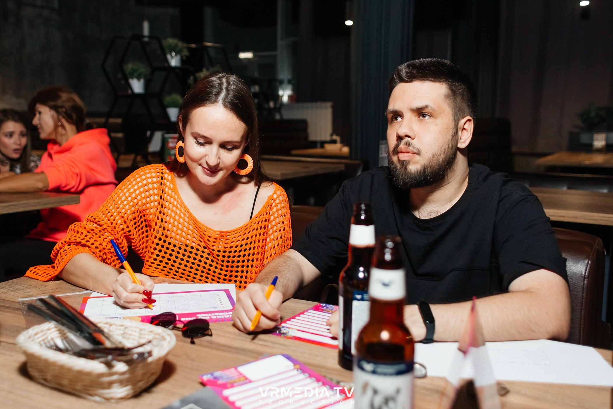 WoW QuiZ в баре «Друзья»