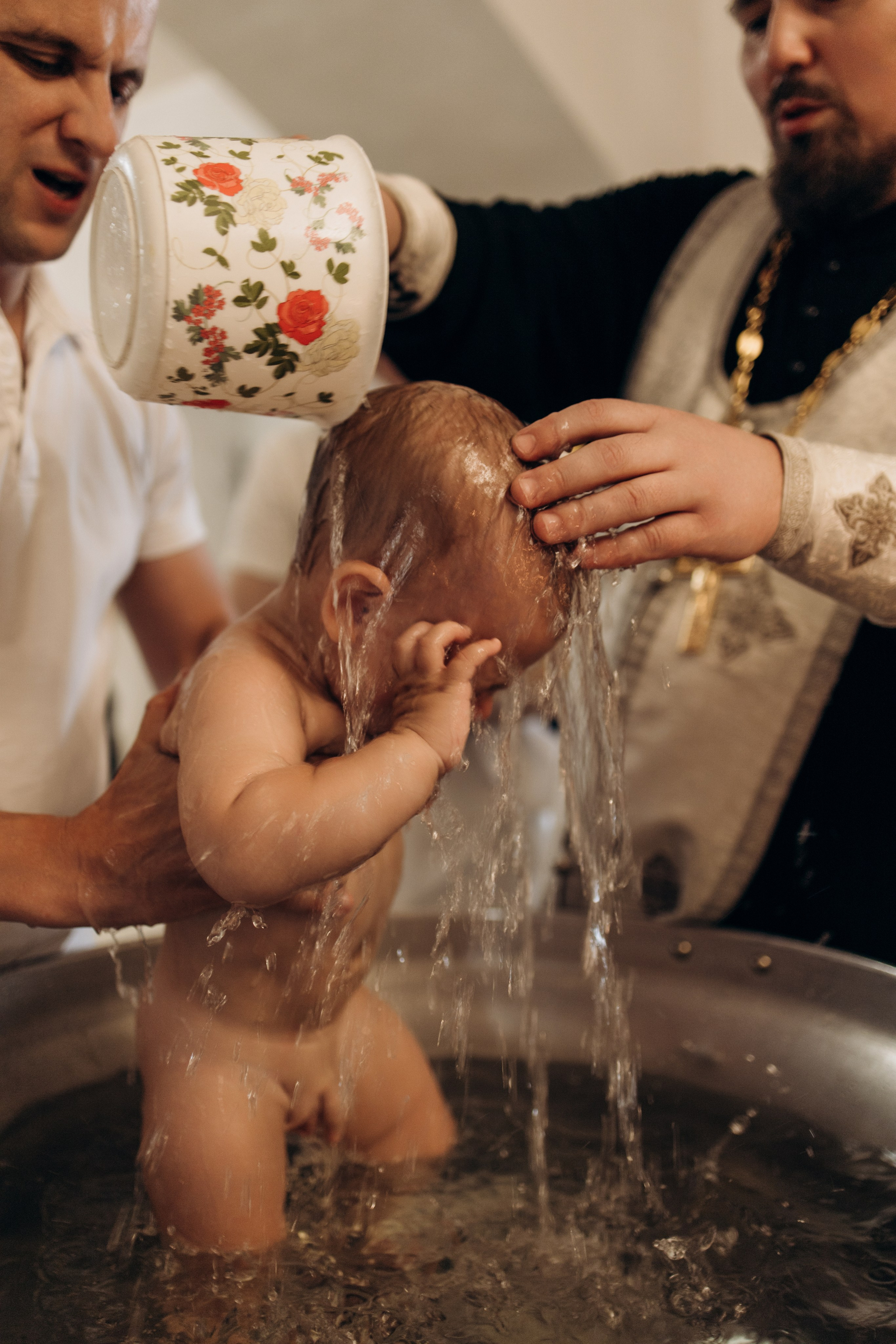 Крещение Радмира. Самый теплый фотограф в Краснодаре Рябоконь Ксения