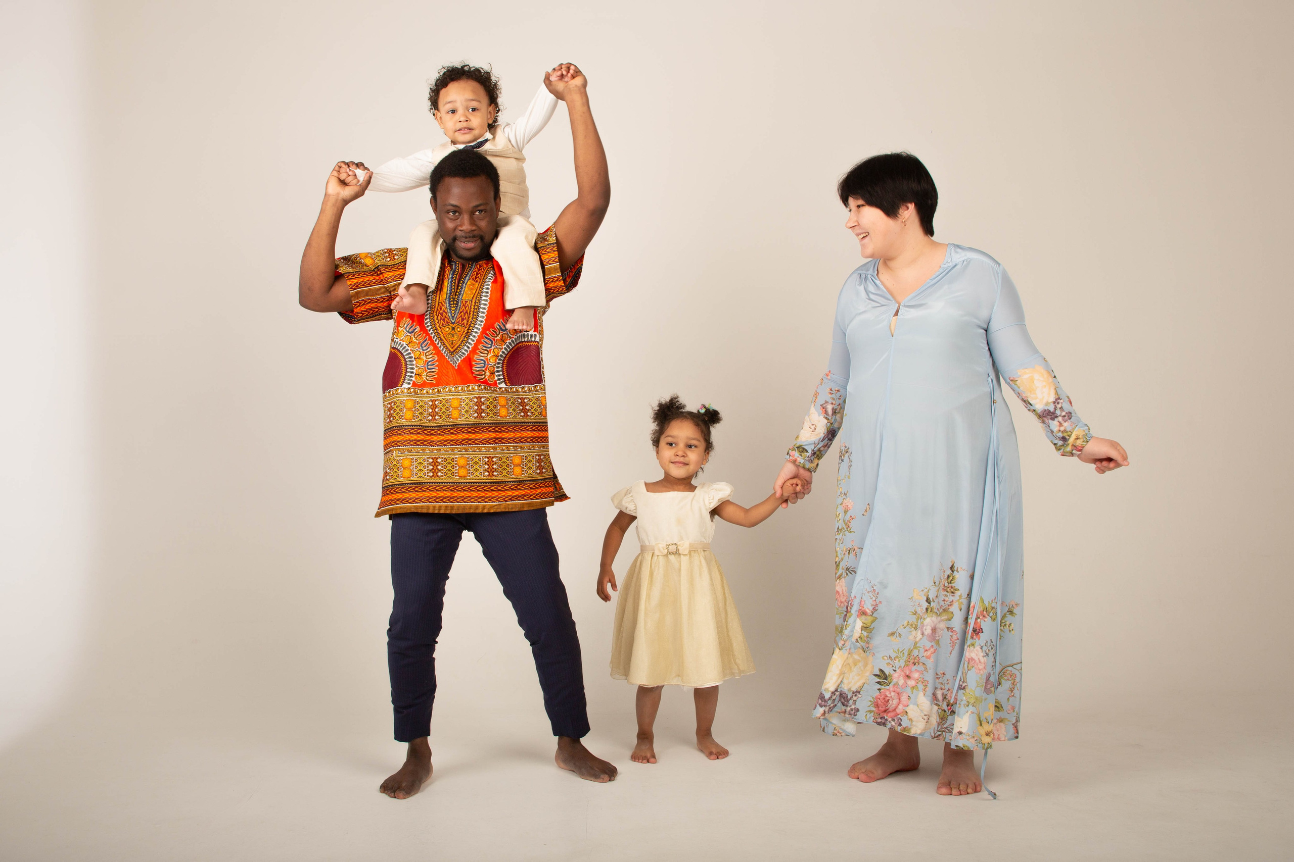 Мануэль и Кристина с детками. Фотограф Елена Бухонина Челябинск