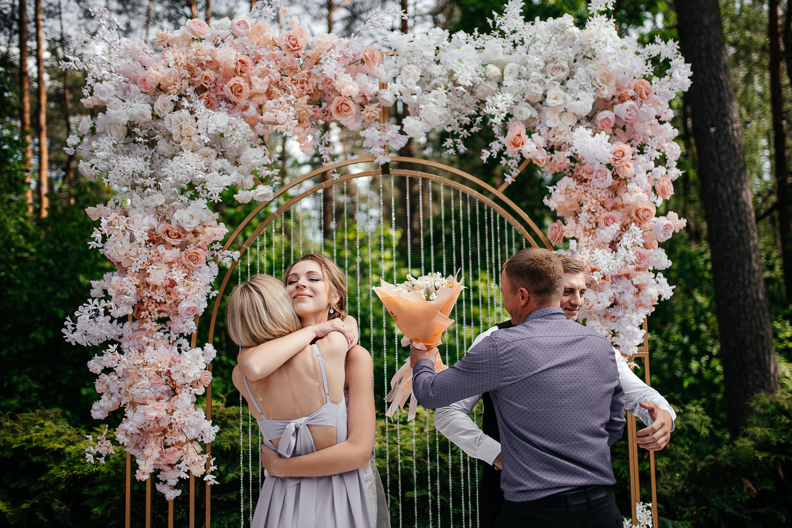 Ксения и Артём. Свадебный фотограф Александр Савченко Смоленск