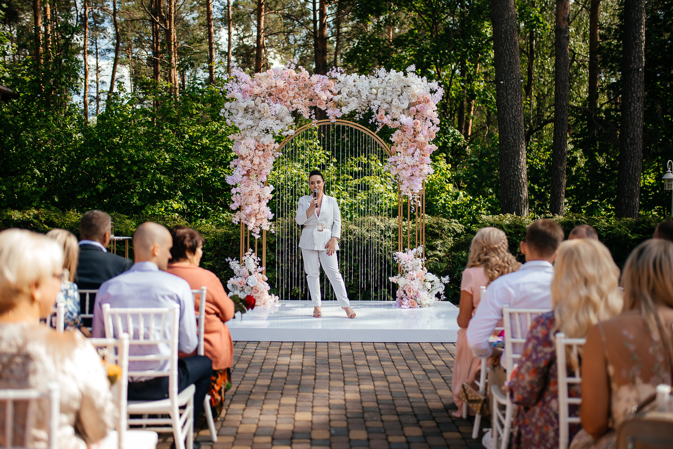 Ксения и Артём. Свадебный фотограф Александр Савченко Смоленск