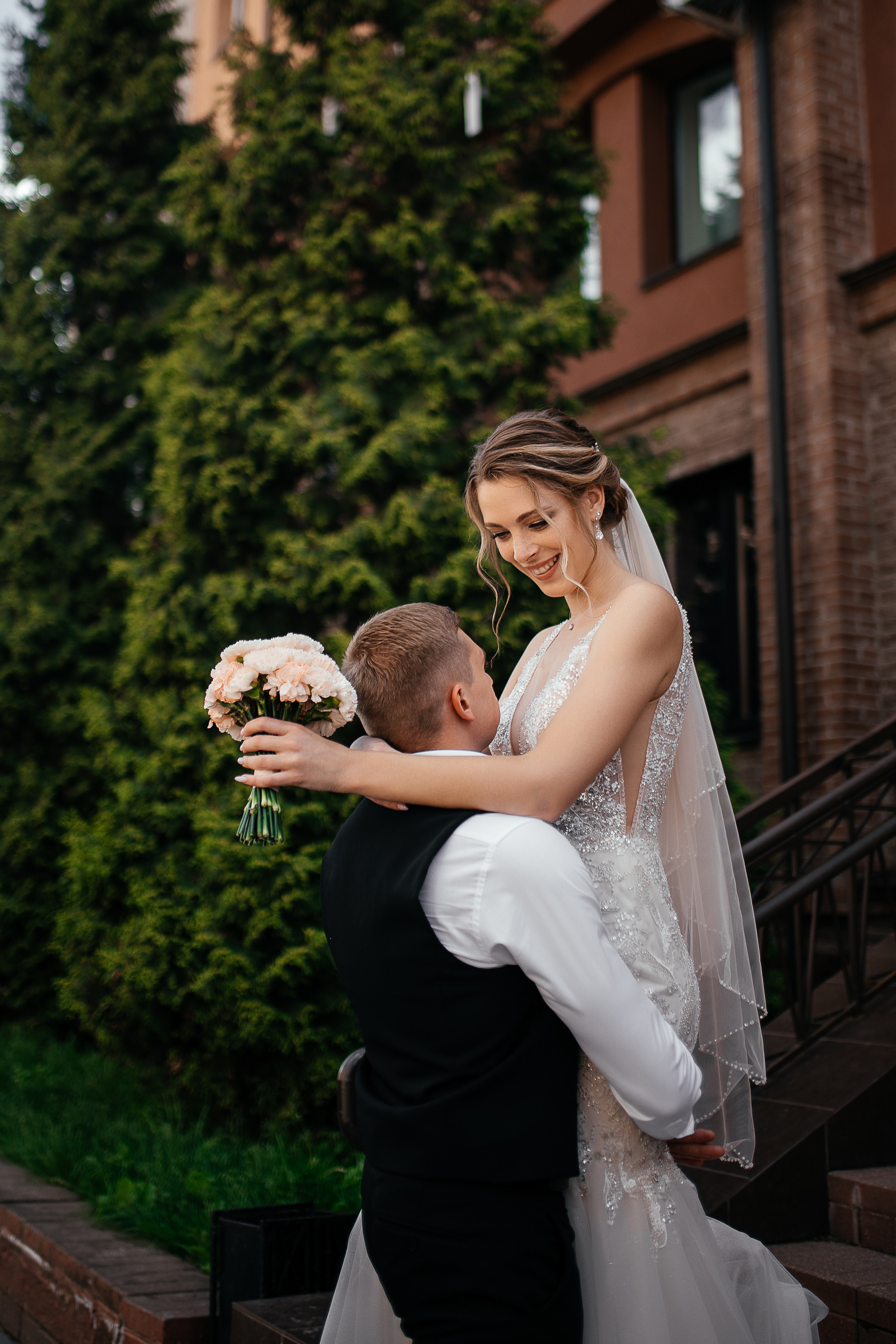 Ксения и Артём. Свадебный фотограф Александр Савченко Смоленск
