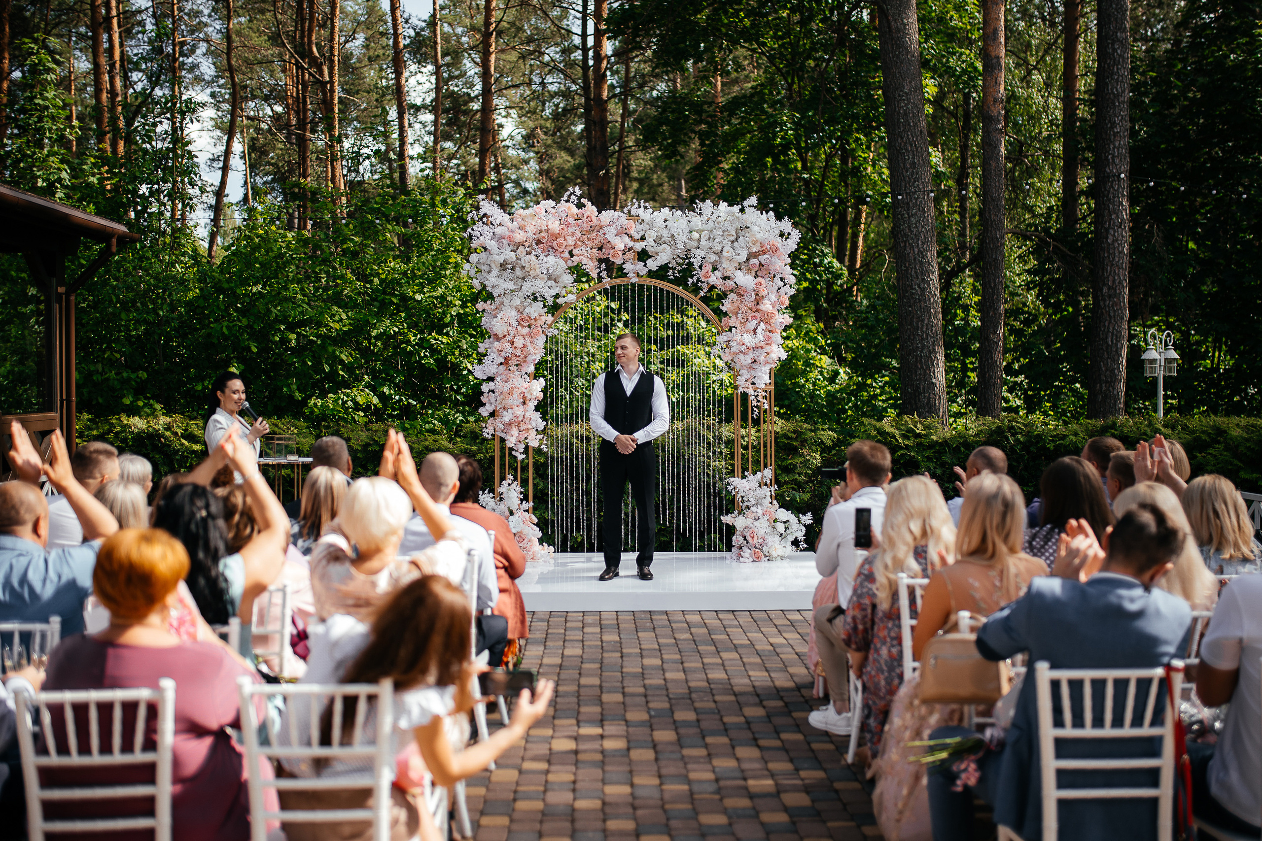 Ксения и Артём. Свадебный фотограф Александр Савченко Смоленск