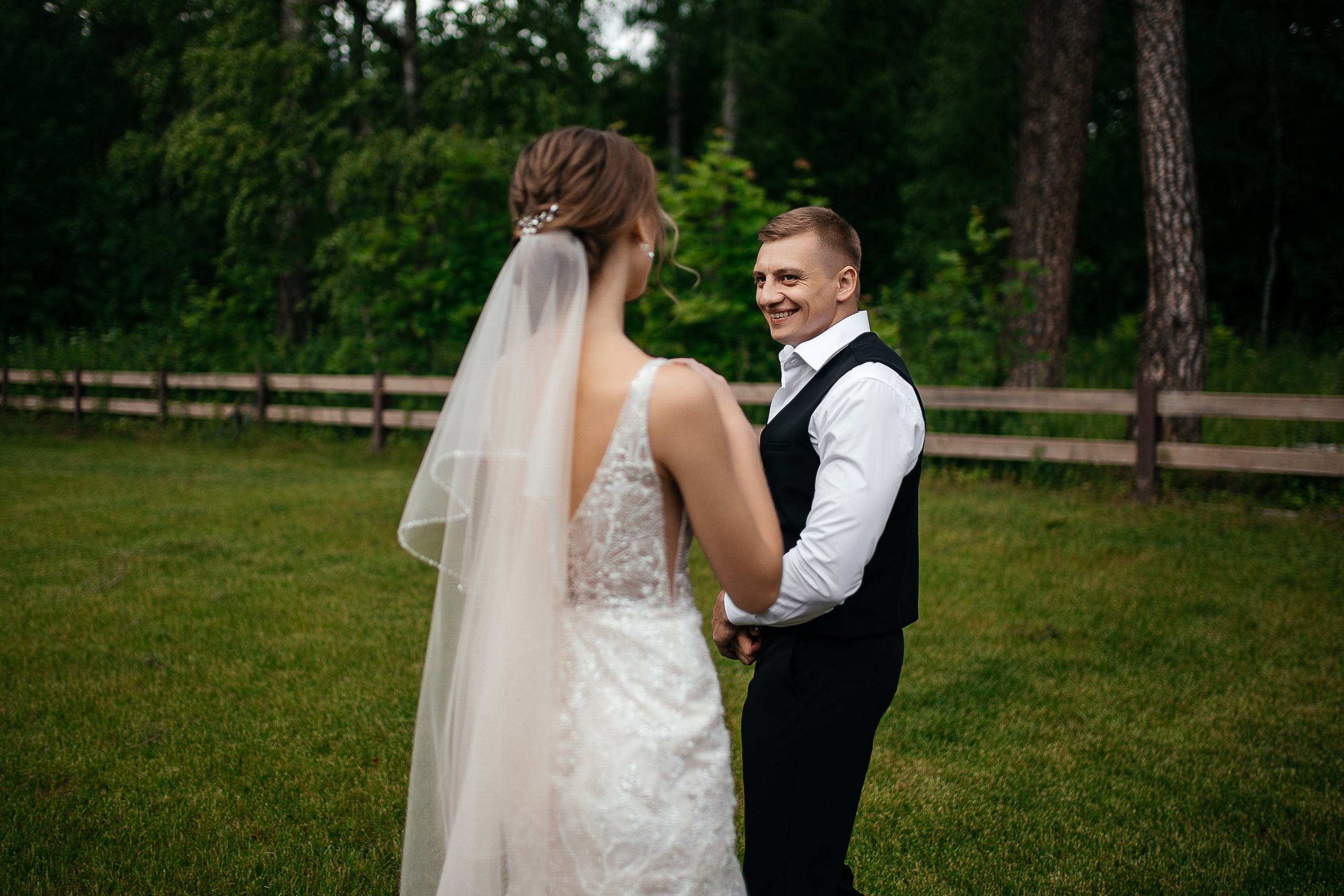 Ксения и Артём. Свадебный фотограф Александр Савченко Смоленск