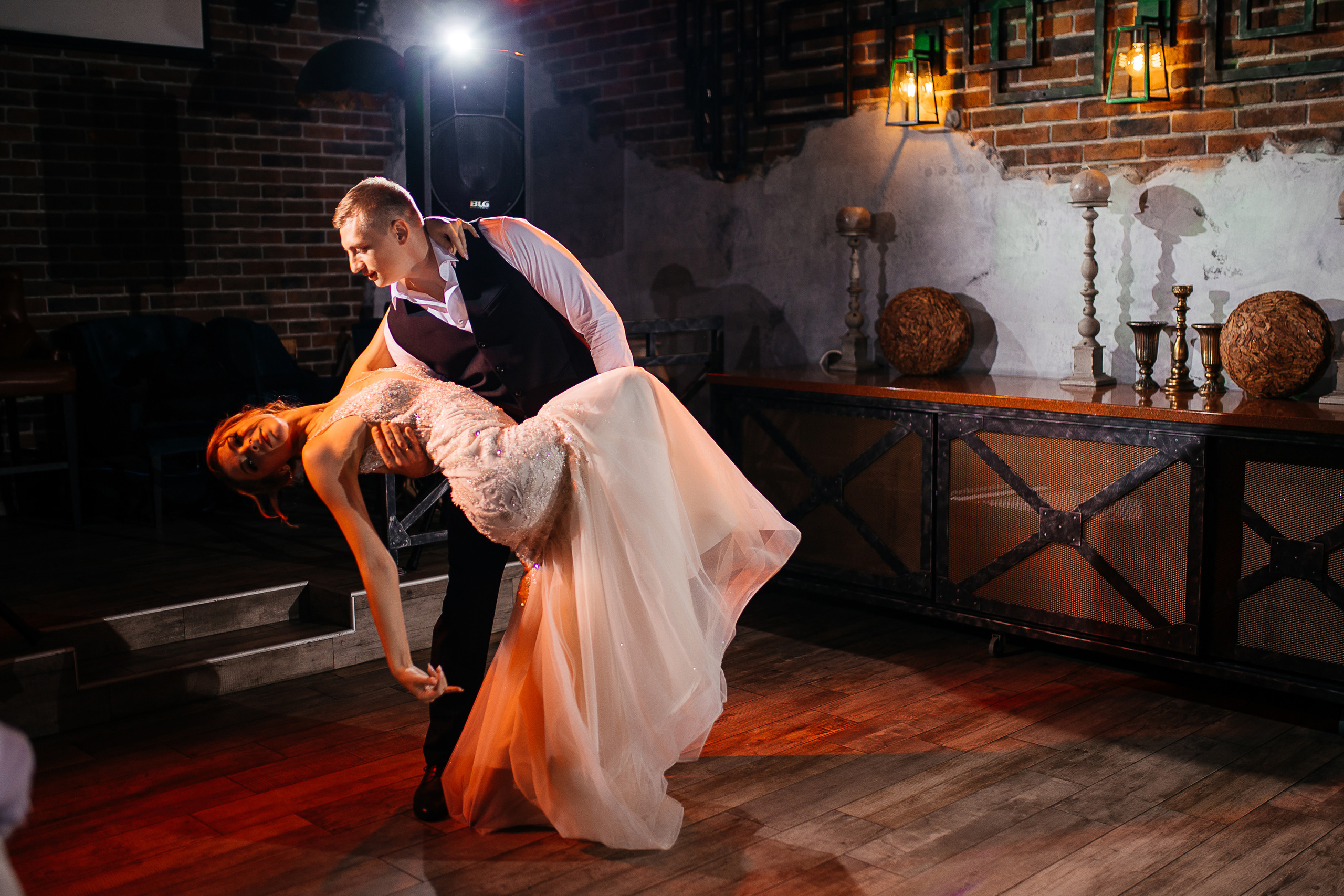 Ксения и Артём. Свадебный фотограф Александр Савченко Смоленск