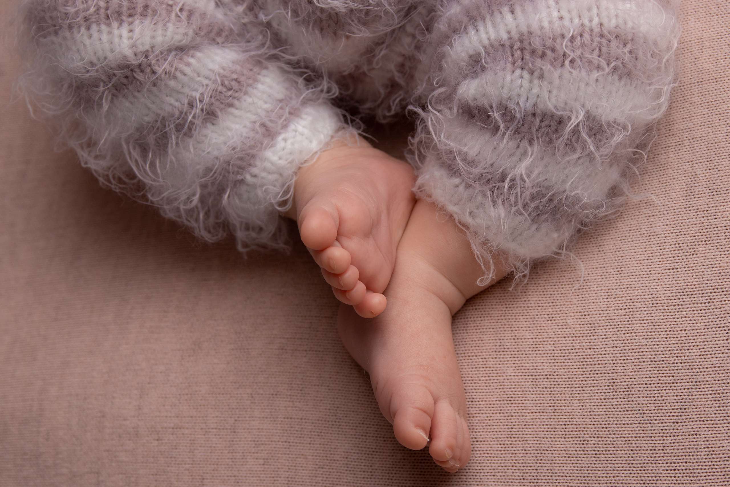 Фото с родителями/Макроснимки. Фотограф новорожденных Оренбург и свадебный фотограф Оренбург