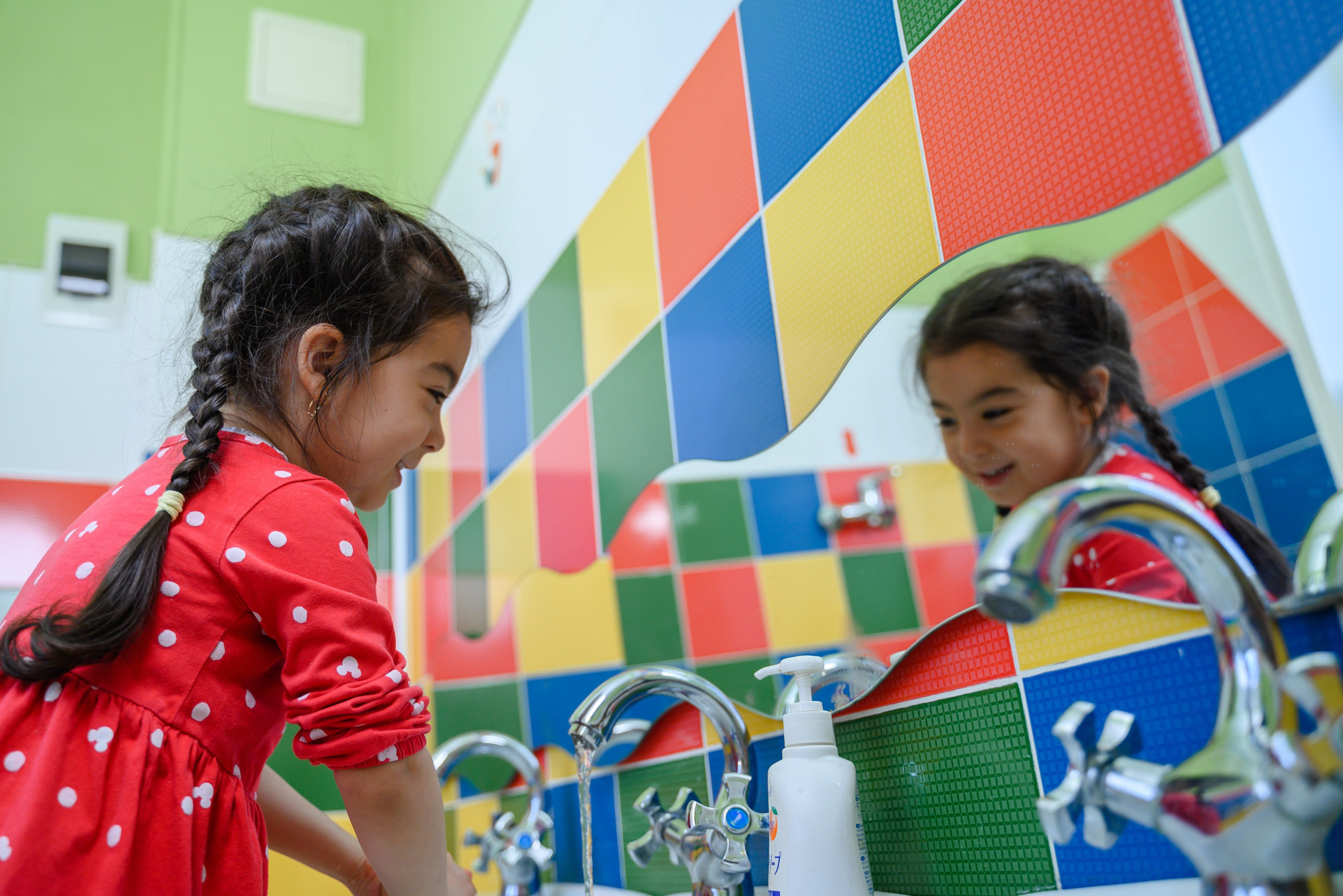 Альбомы для выпускников 1 4 9 11 классов. Выпускные альбомы в Туле и Тульской области для школ и детских садов