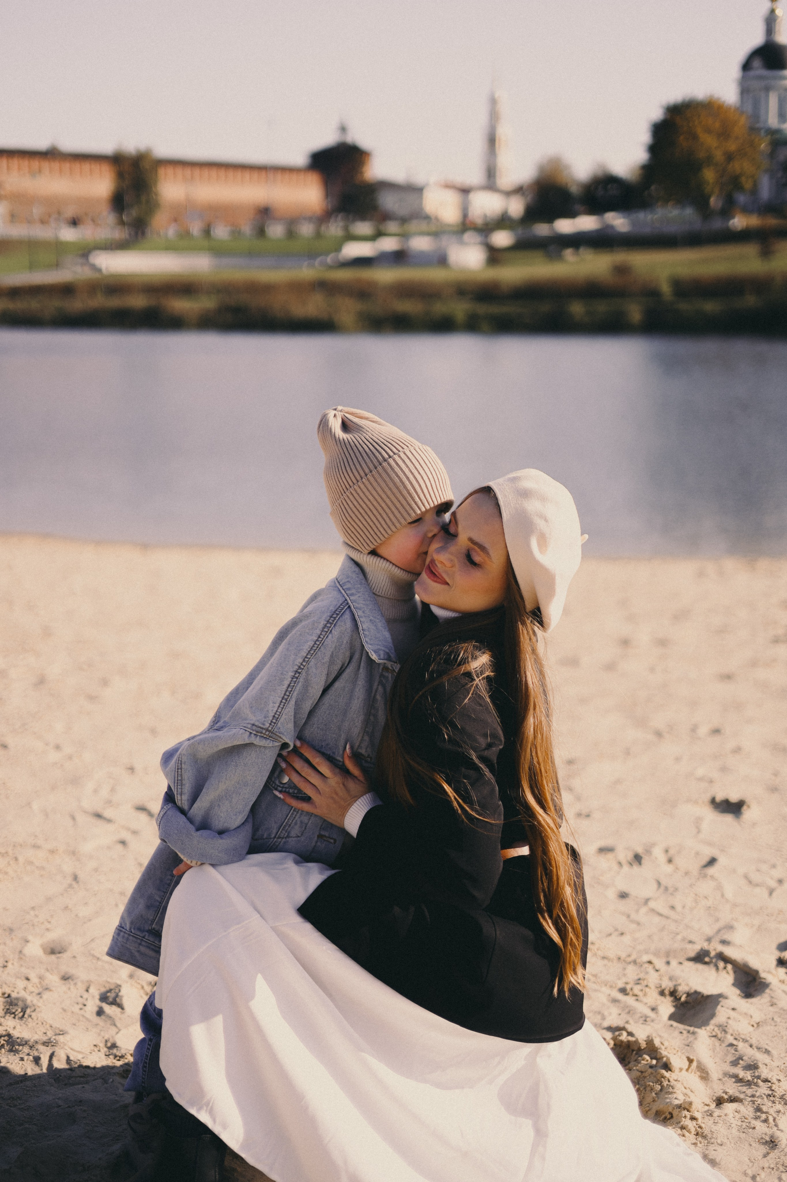 Игнат и его мама. Фотограф Мария Лаенко