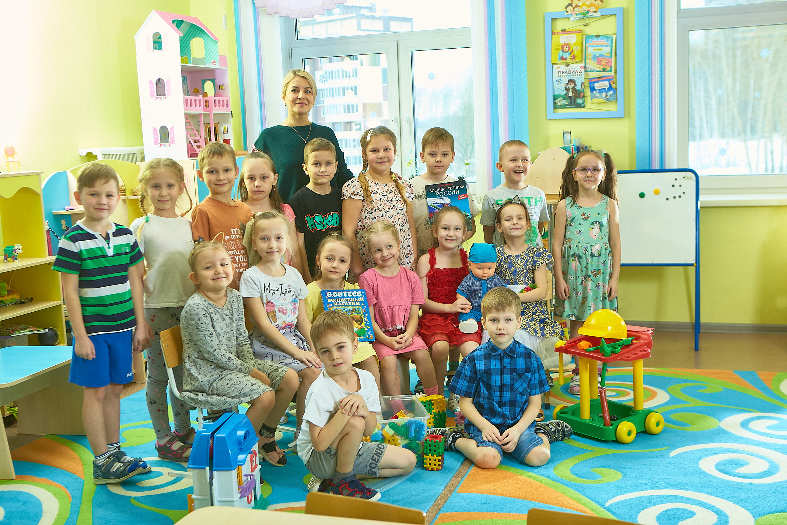 Отзывы о работе фотографа для школы и детского сада в Новосибирске. Выпускной альбом Новосибирск