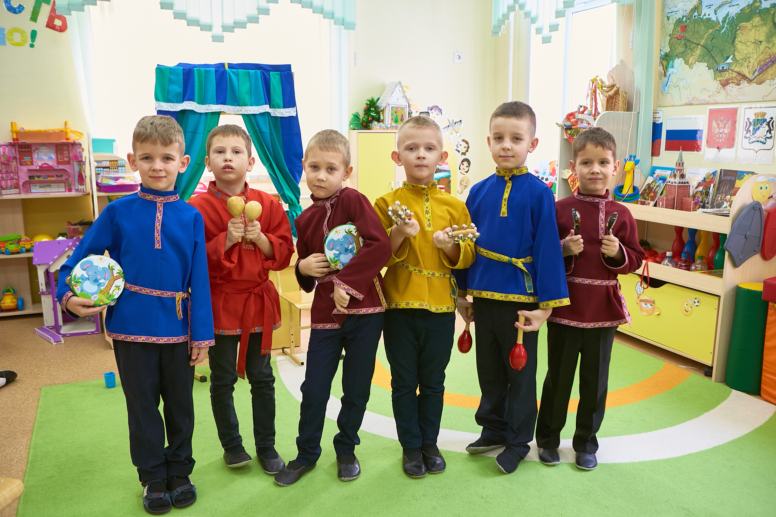 Отзывы о работе фотографа для школы и детского сада в Новосибирске. Выпускной альбом Новосибирск