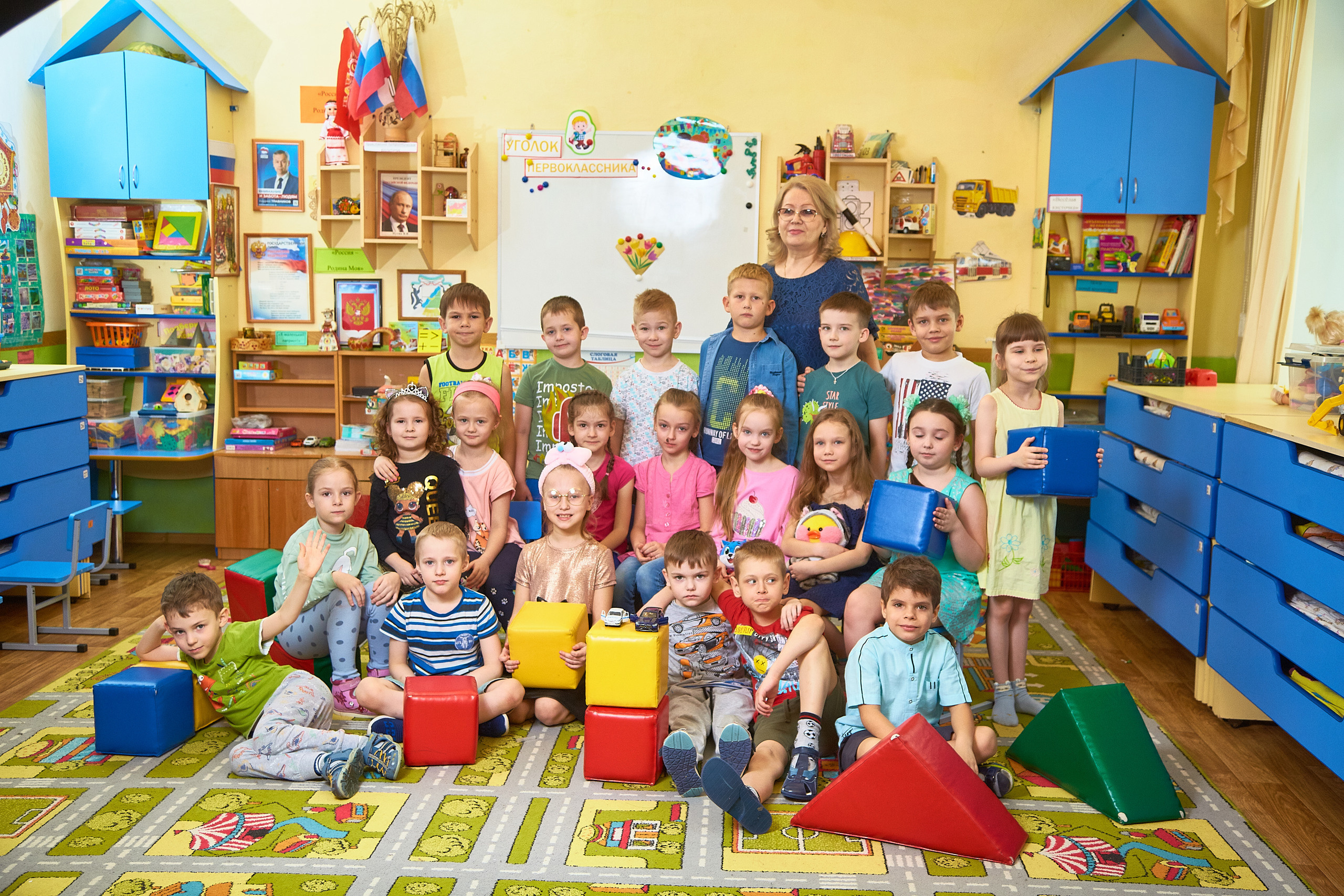 Отзывы о работе фотографа для школы и детского сада в Новосибирске. Выпускной альбом Новосибирск