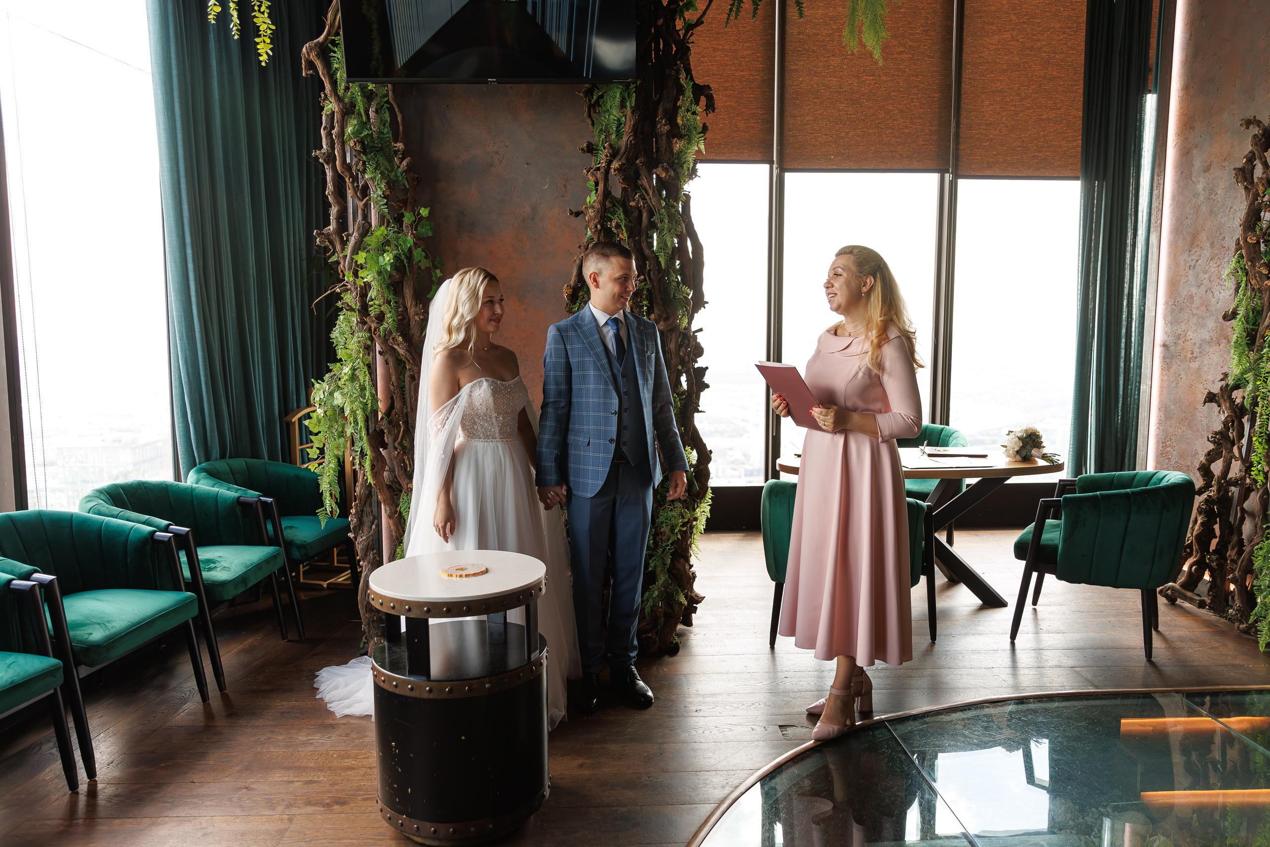 Свадьба в Москва сити и в ресторане Republic Hall. Свадебный фотограф Москва и МО Сергей Киржаев