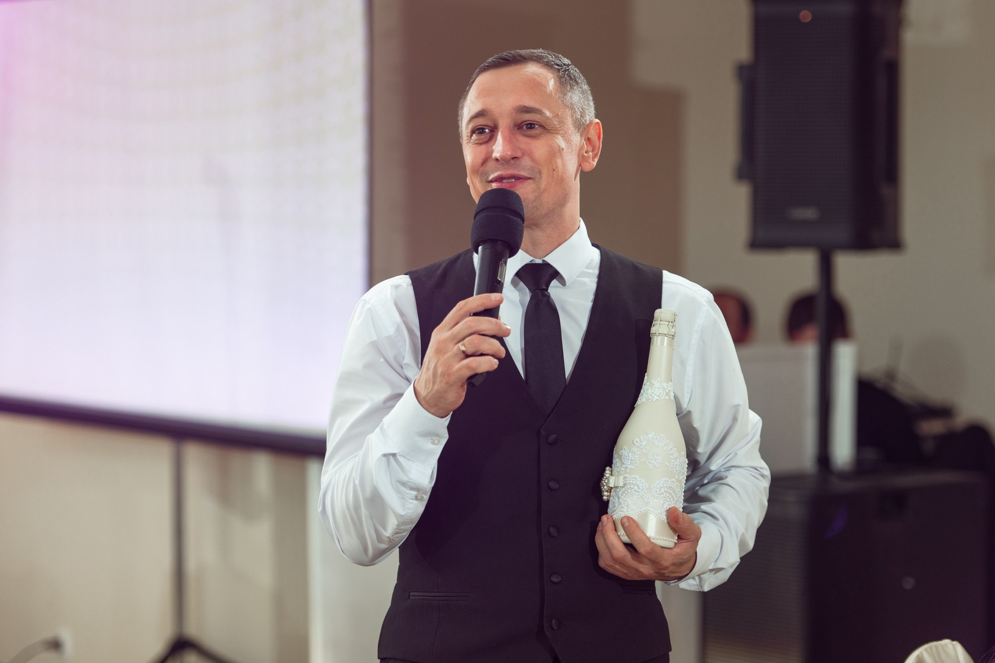 Центральная свадьба. Свадебный и семейный фотограф в Омске Мормулев Михаил