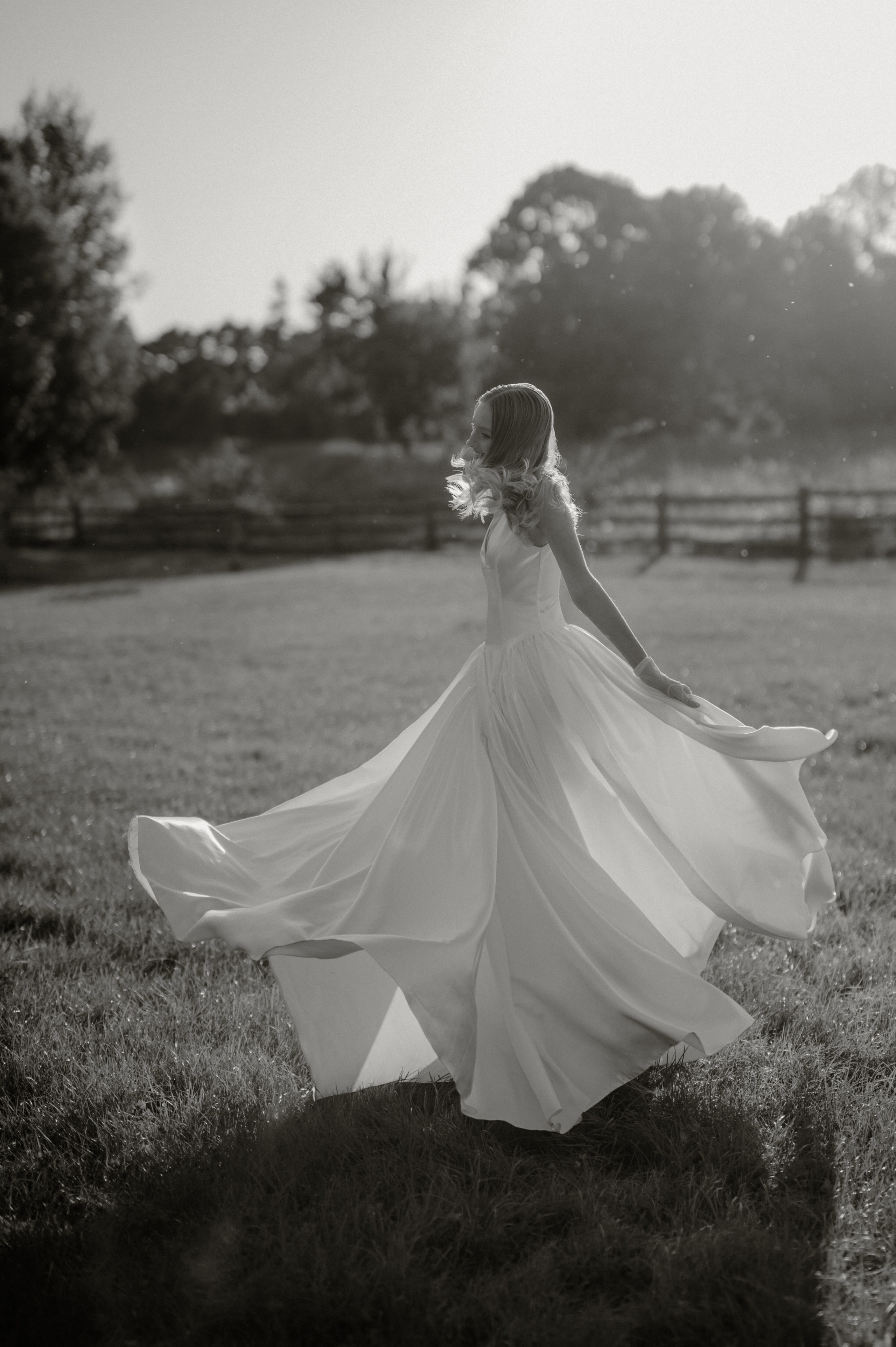 Скоро на сайте. Свадебный фотограф в Минске Тагай Наталья