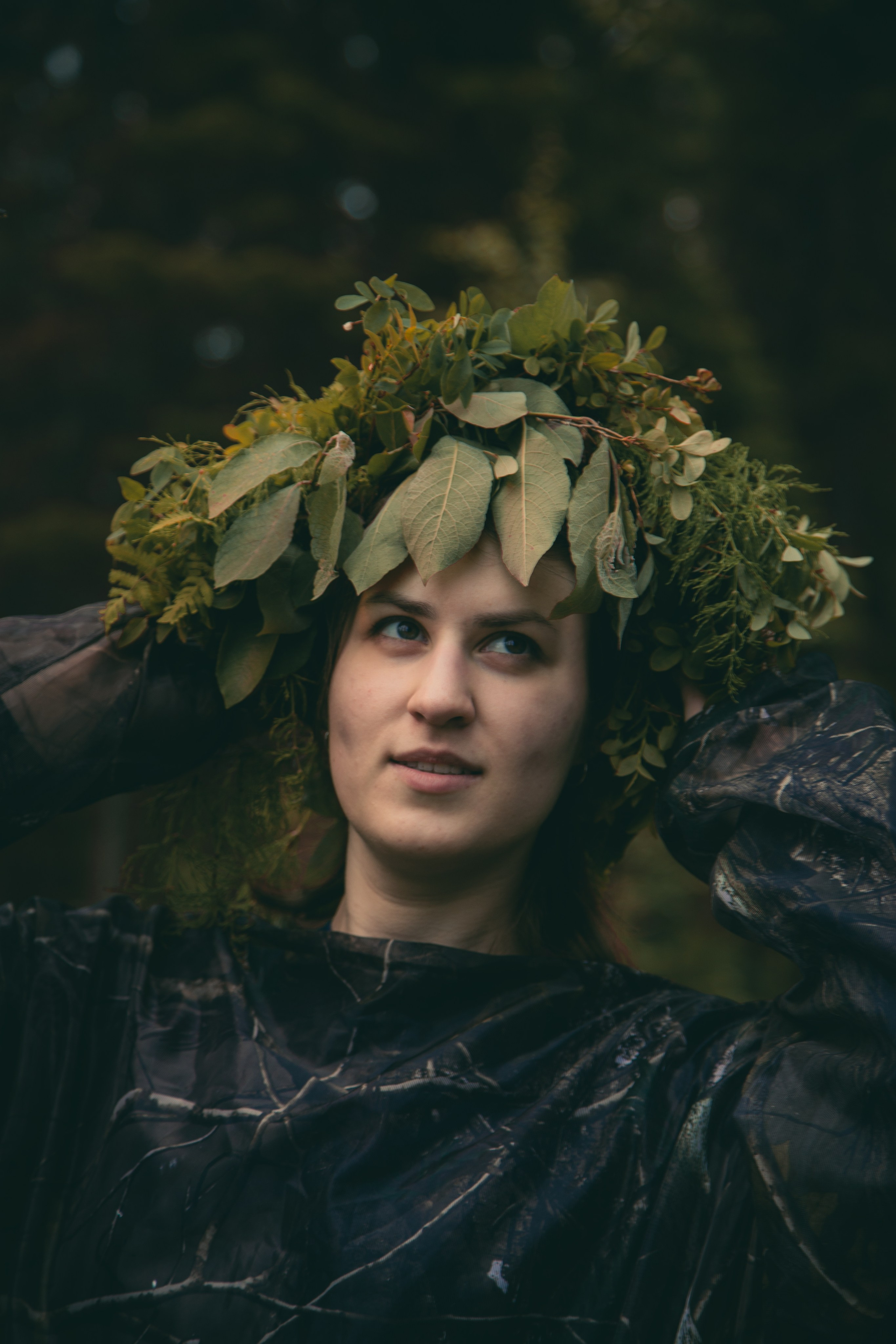 Оля и лес. Dmitriy [KCCC] is a pretty cool photographer