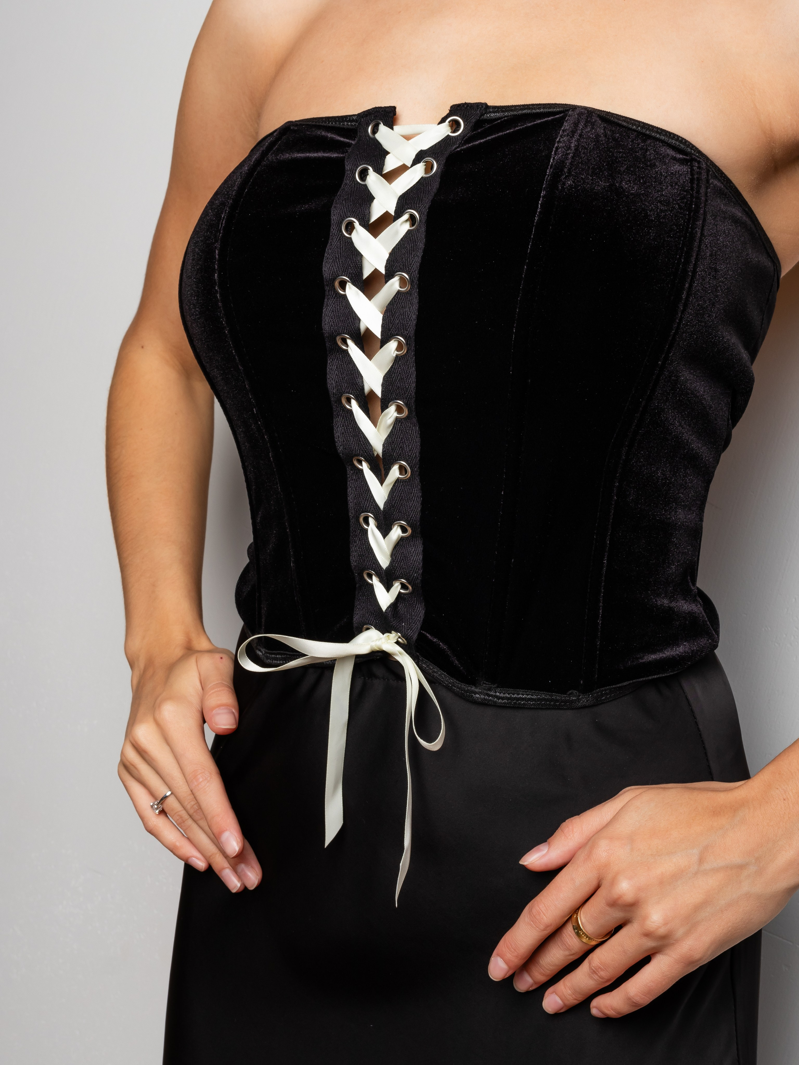 Корсеты. Фотограф в Краснодаре Арина Кудряшова