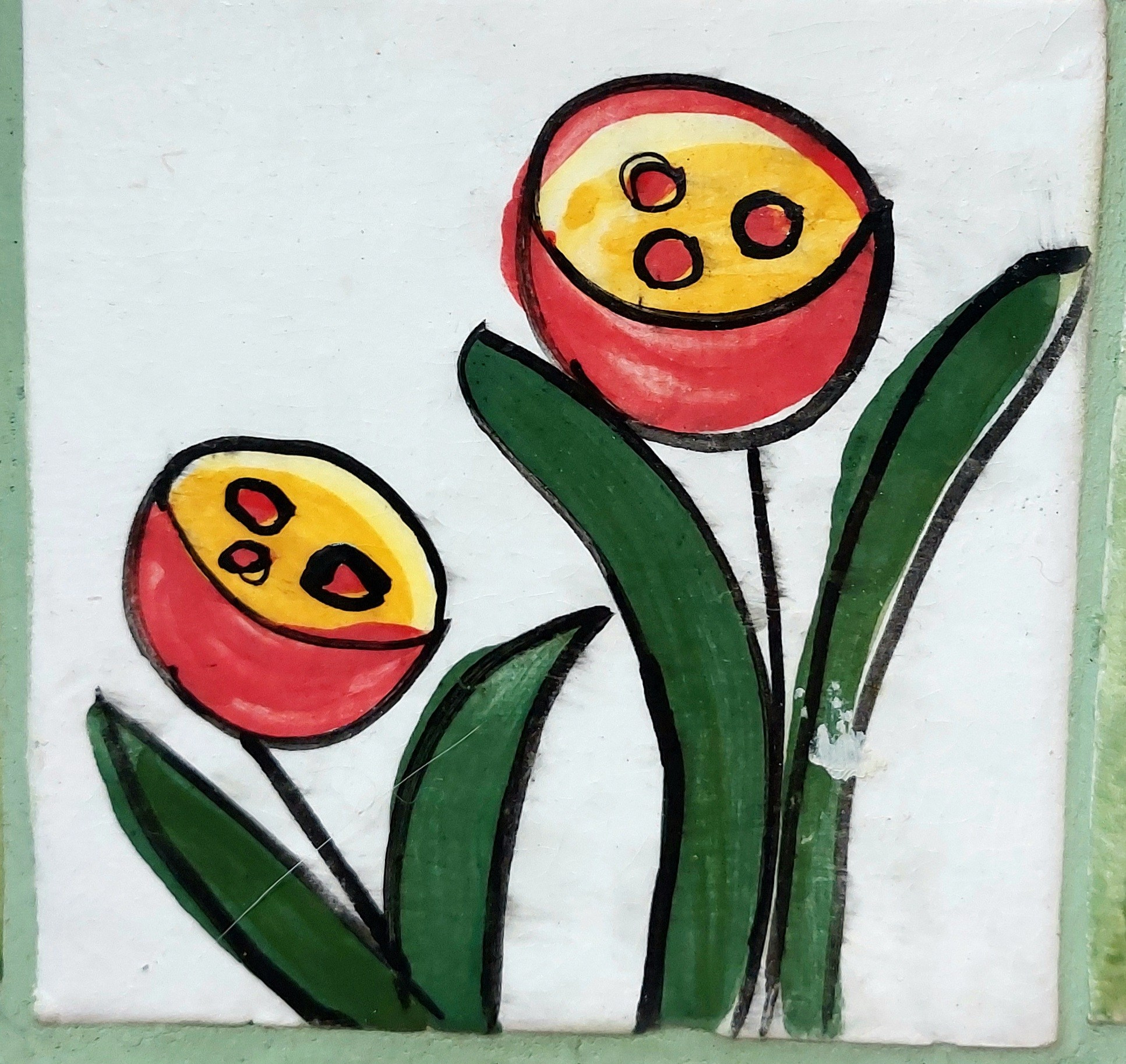 Много плиток-цветочков. Керамика с историей. Елена Рогалёва