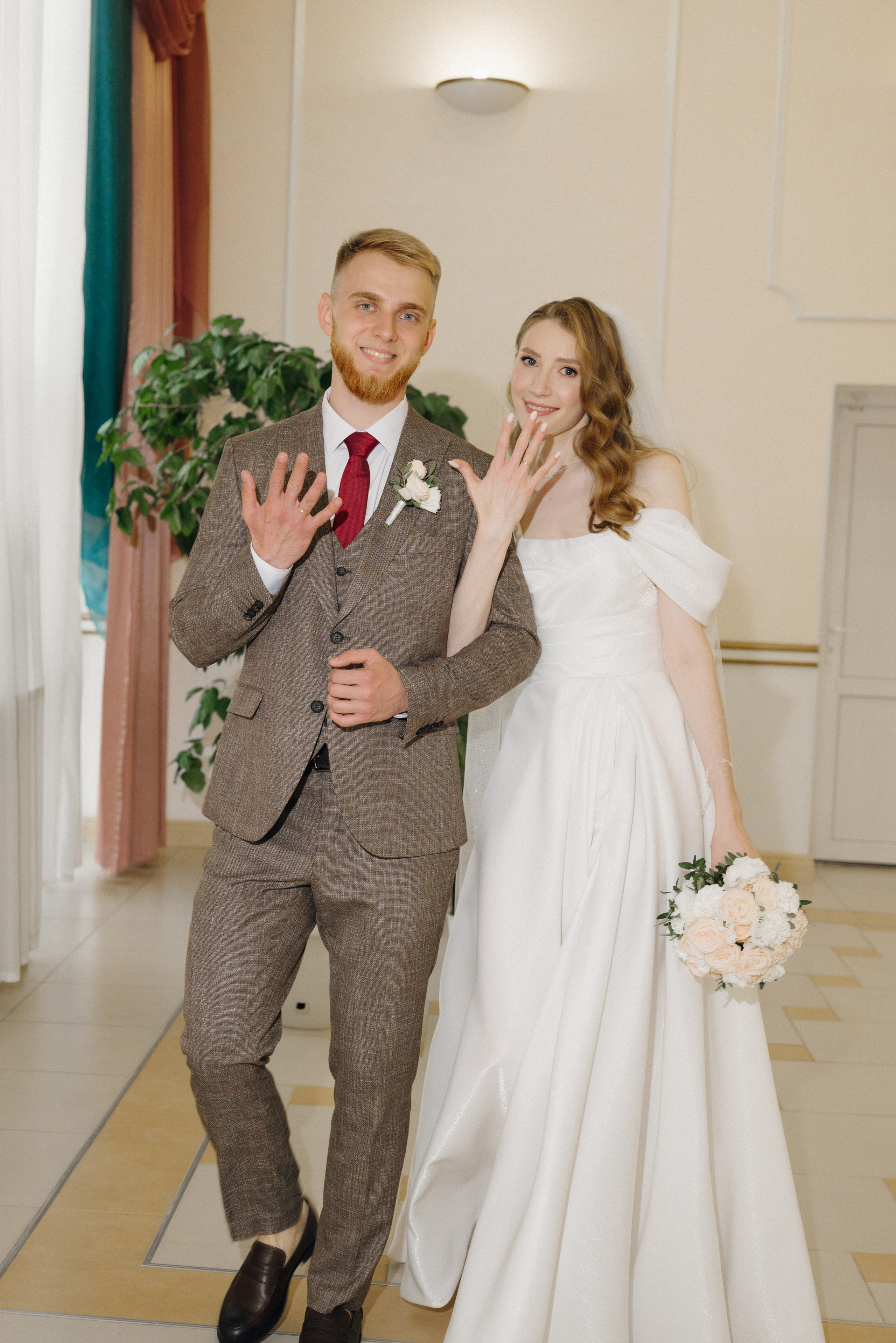 Елена и Артём. Репортажный и свадебный фотограф в Сургуте