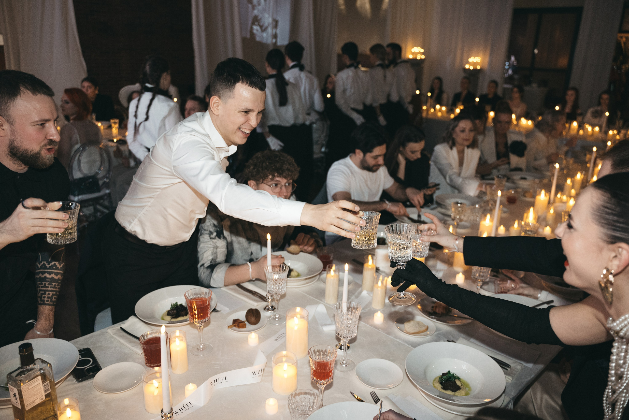 WhiteRoom Pre-wedding. Репортажный и свадебный фотограф в Сургуте
