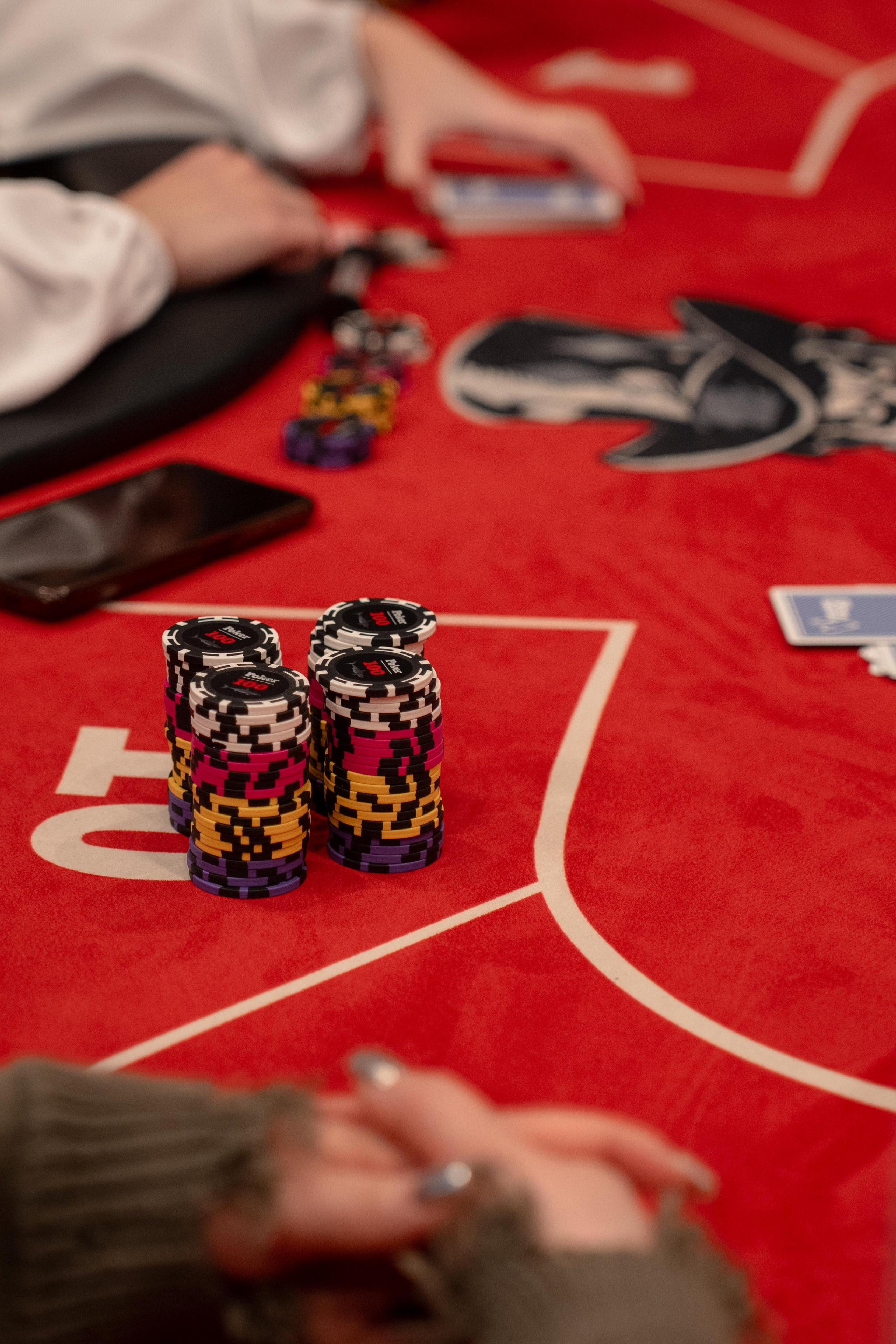 Joker Poker Club 01.03.2026. Коммерческий и художественный фотограф и видеограф в Москве Арсений Тургенев