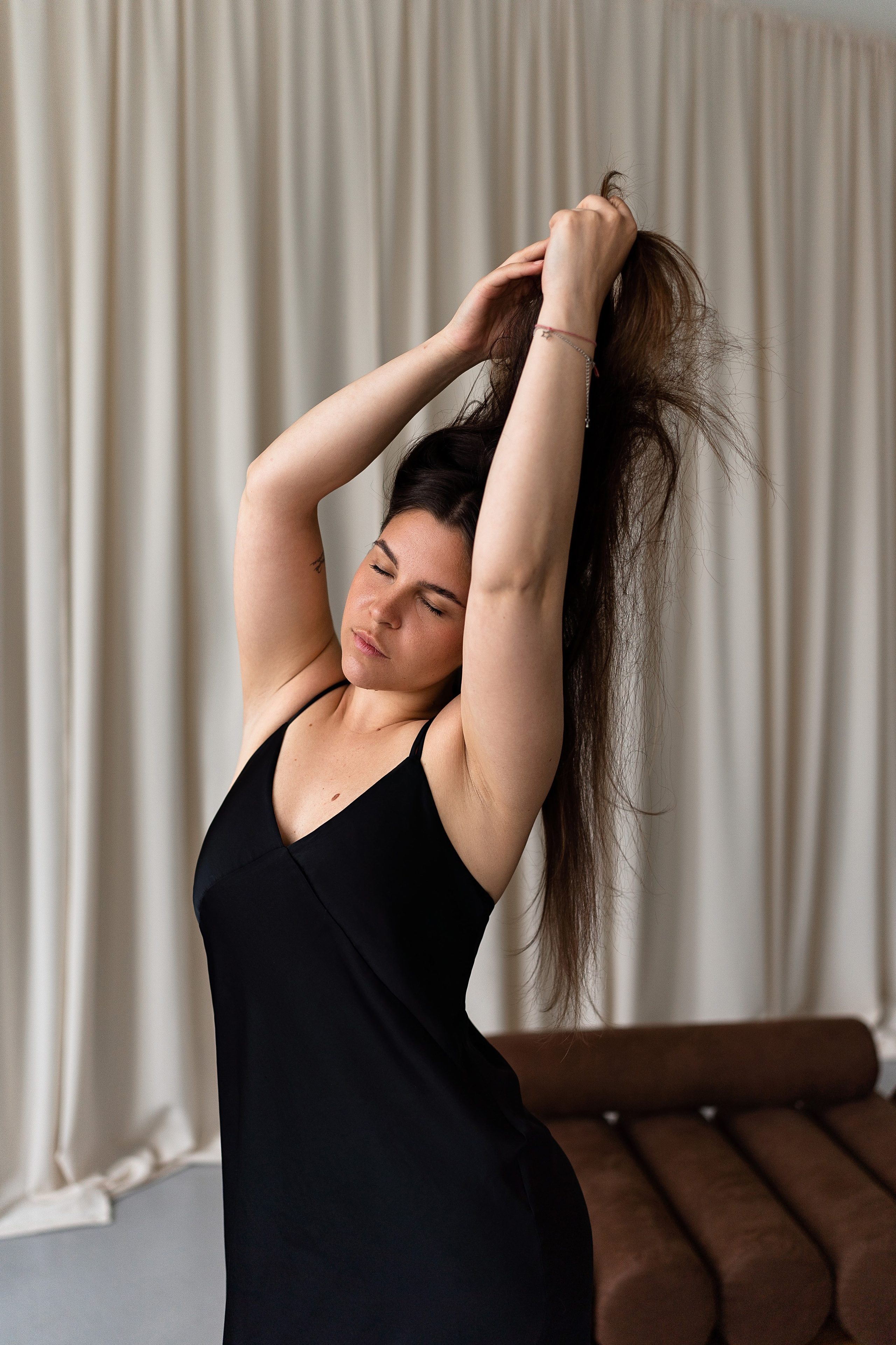 Смотреть серию. ЖЕНСКИЙ ФОТОГРАФ КРИСТИНА ВИГЕЛЬ