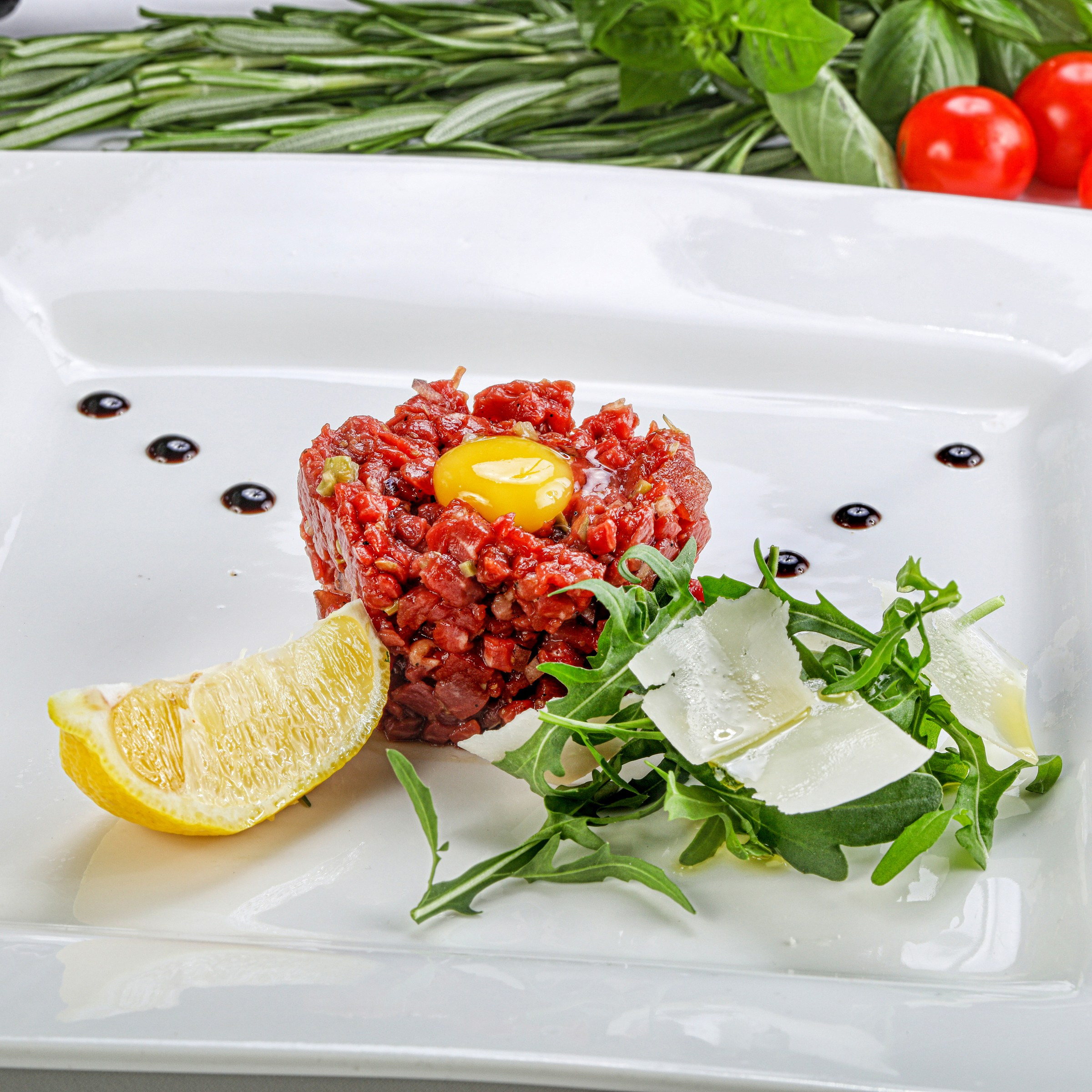 Фотосъемка блюд европейской кухни. Заказ по тел.: +7 (906) 006-90-22. Фуд-фотограф Андрей Старостин — съемка еды в Москве. 9000 руб. в час