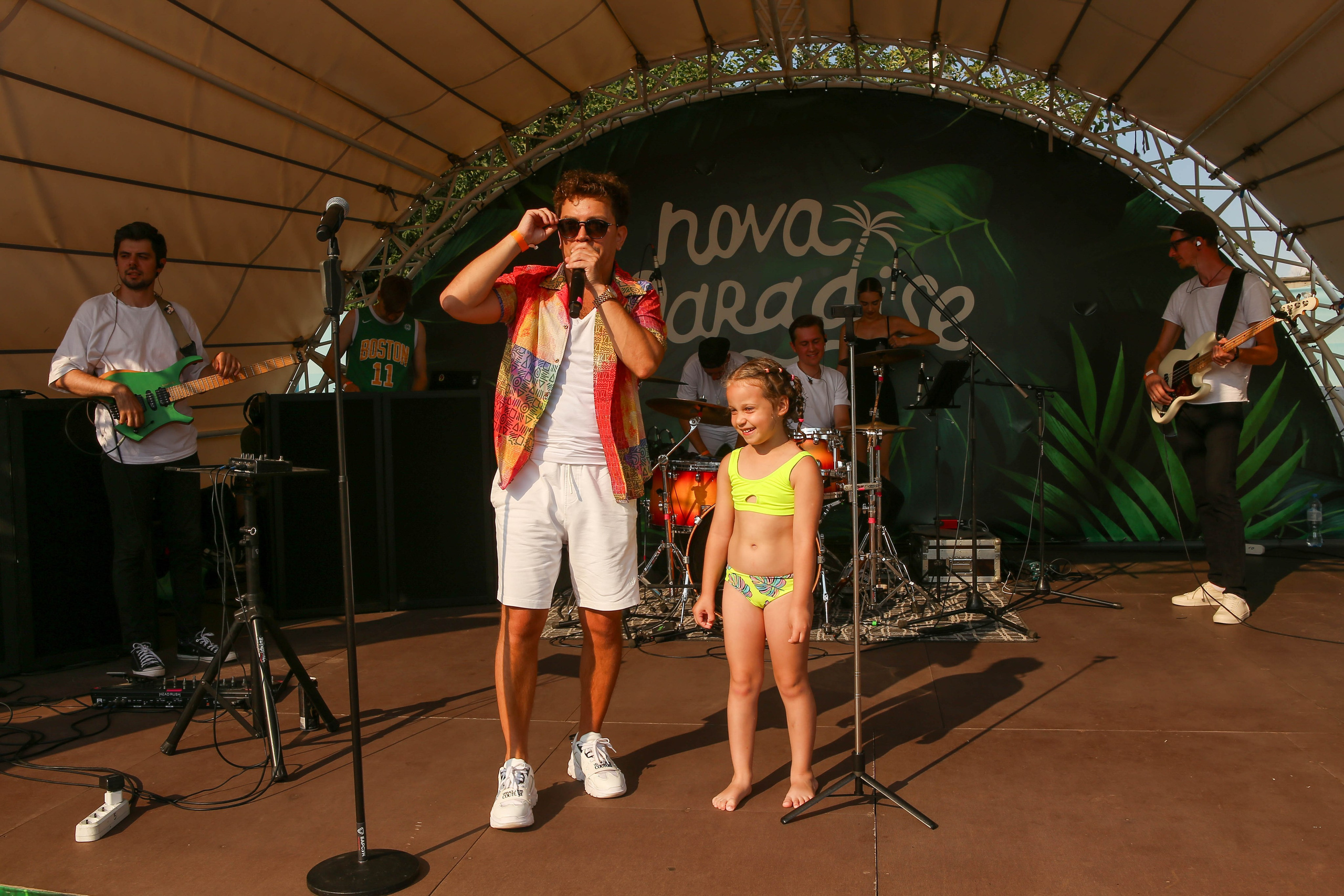 Nova Paradise. Свадебный и предметный фотограф Ренат Каламперов