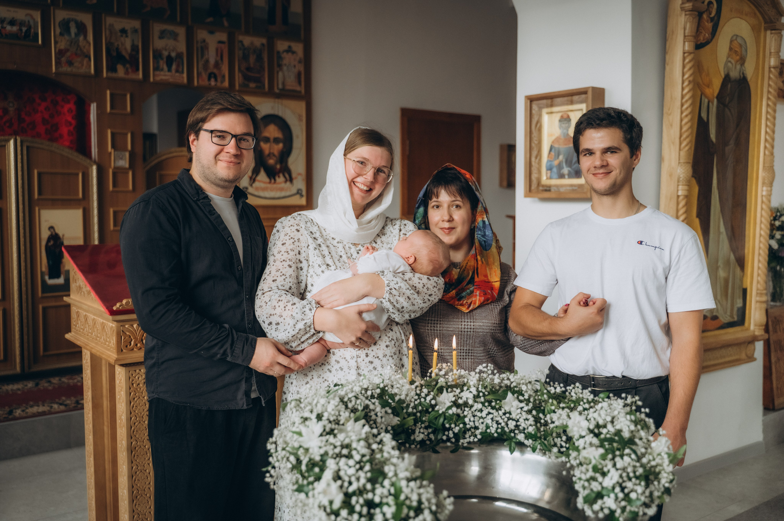 Крещение Ромы (Приход храма святой Равноапостольной княгини Ольги). Семейный фотограф в Минске Дарья Дреко