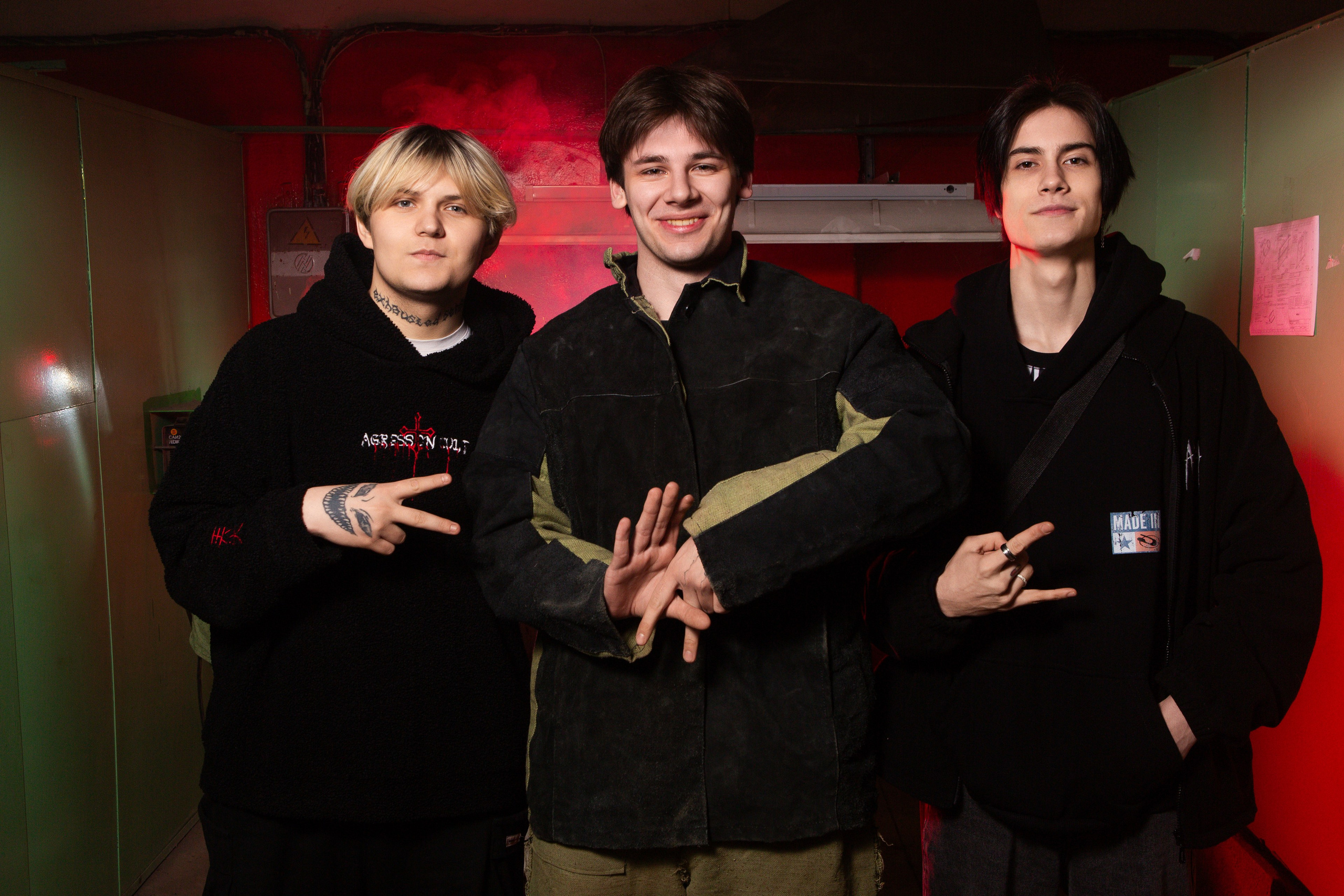 Фотосессия в Цеху для Выпускников Сварочного Производства | Твой Альбом Мценск. ТВОЙ АЛЬБОМ / ТВОИ ПРАВИЛА