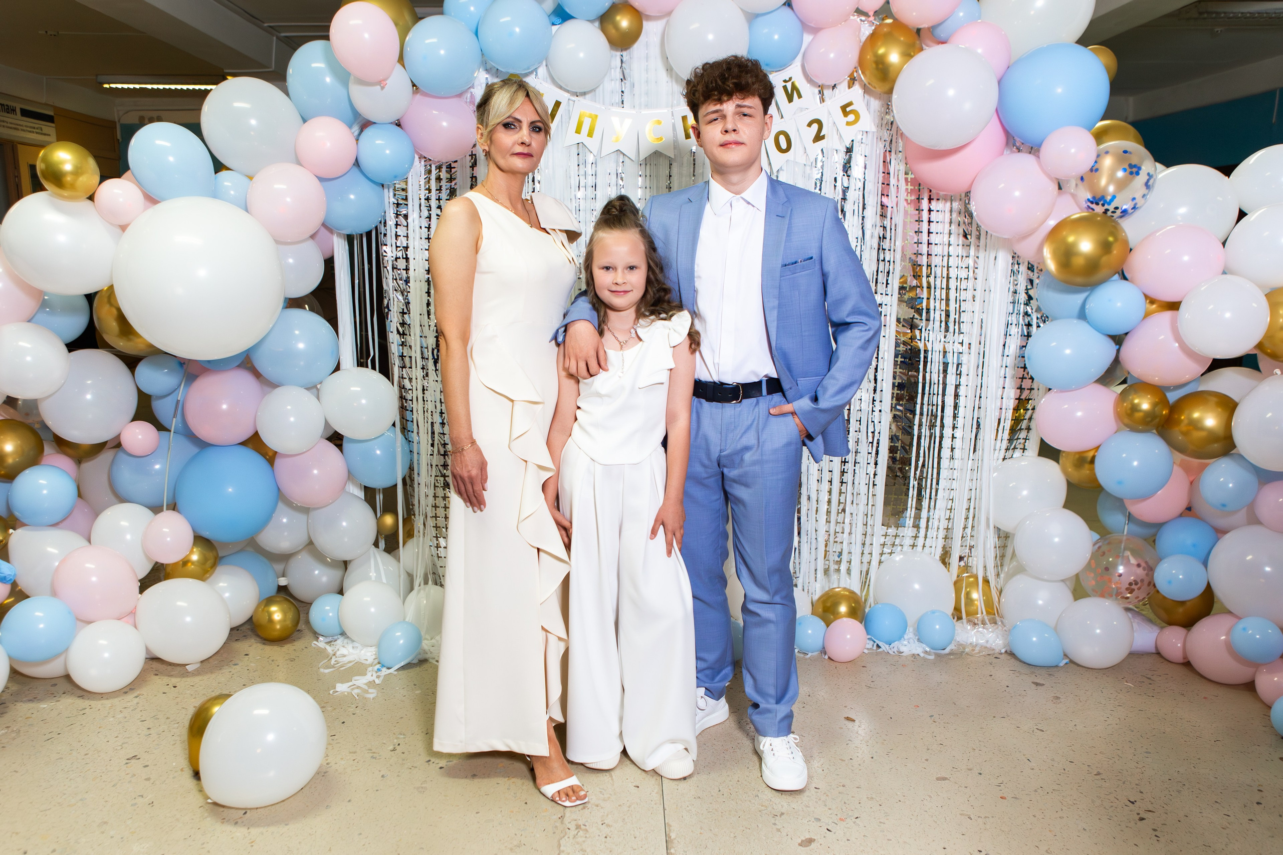 ФОТОСЕССИЯ С РОДИТЕЛЯМИ ВЫПУСКНОЙ 2025 9 ШКОЛА МЦЕНСК. ТВОЙ АЛЬБОМ / ТВОИ ПРАВИЛА