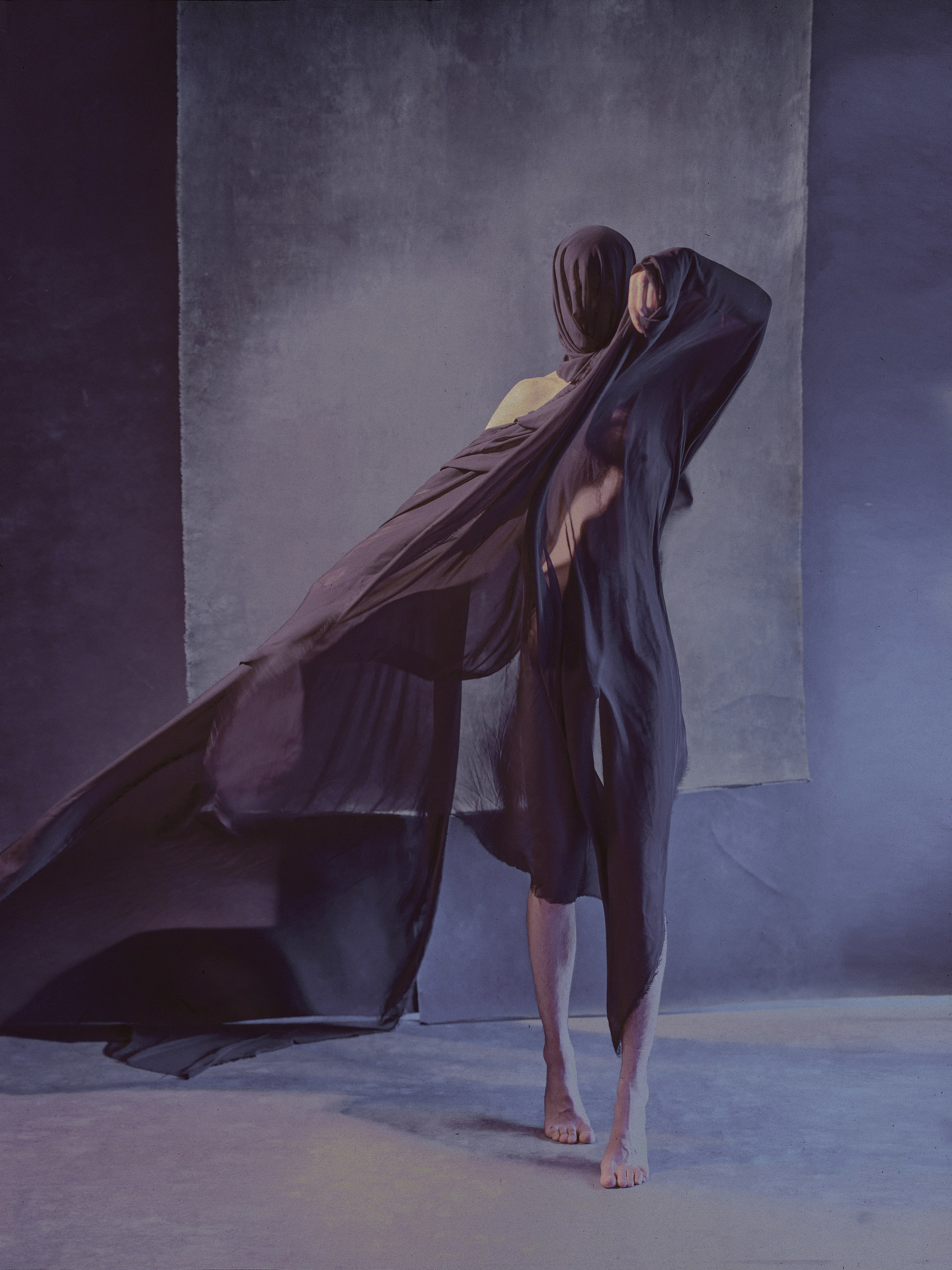 Красный и черный. Портретный фотограф