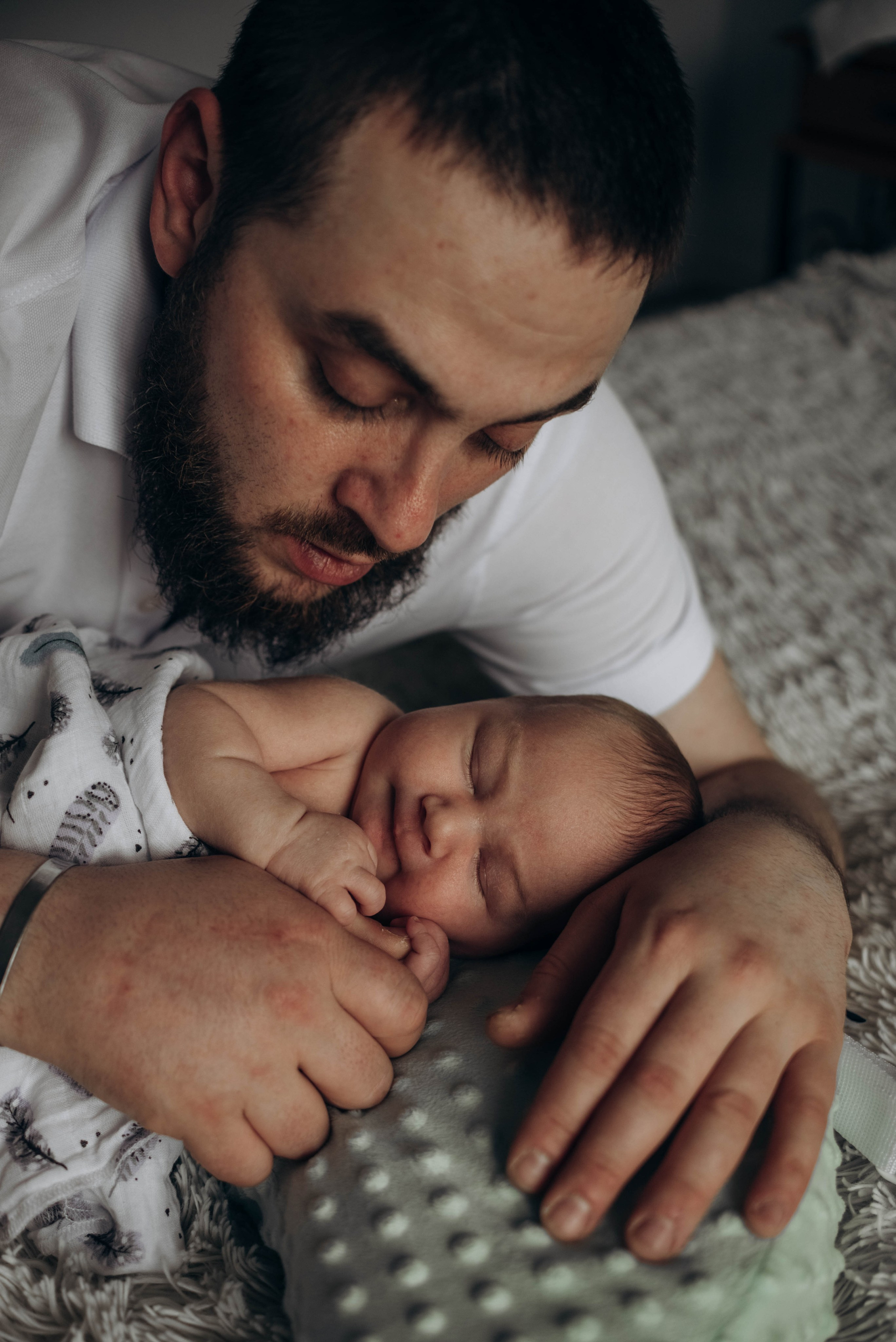 Большое маленькое чудо. Домашняя съемка новорожденного. Семейный фотограф в Железнодорожном Масаева Елена