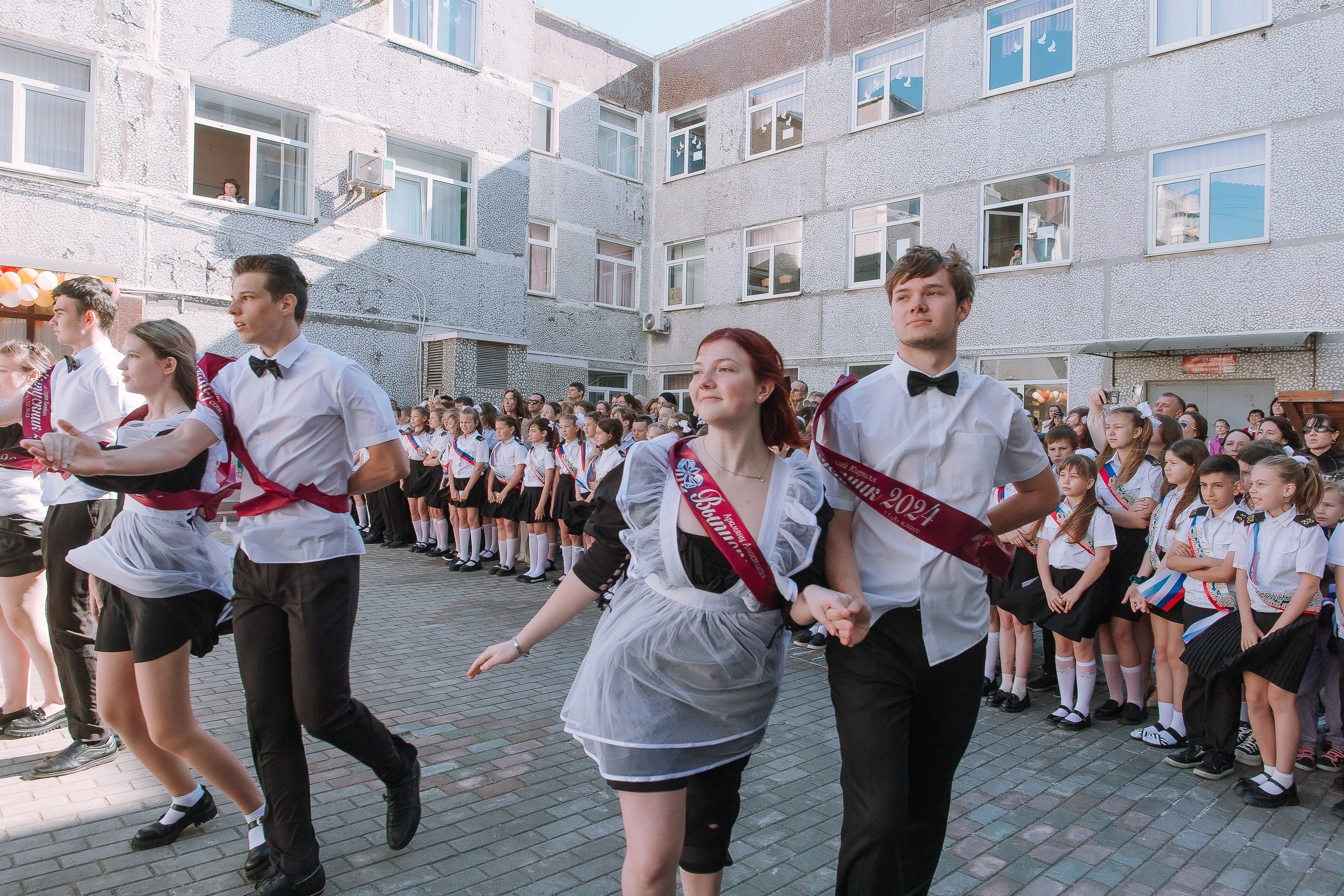 11 класс 33 школа. Выпускные альбомы Натальи Бутко: Новороссийск, Анапа, Геленджик