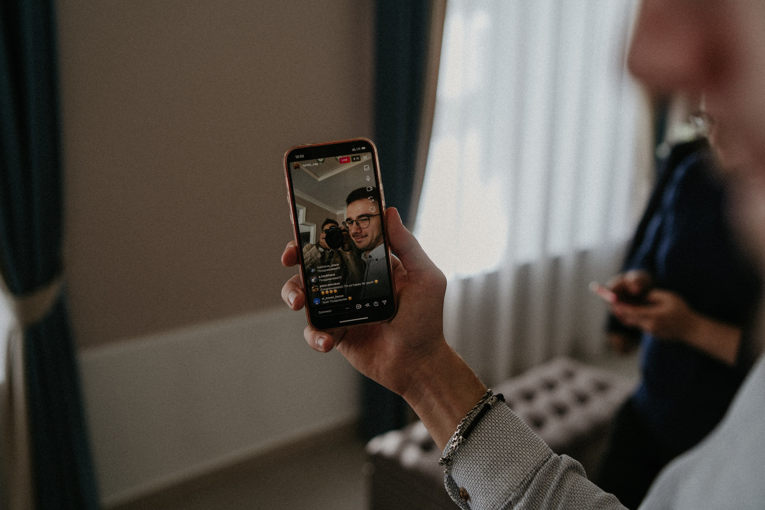 МЫ ЖЕ НА ТЫ. Миша Снимет | твой фотограф