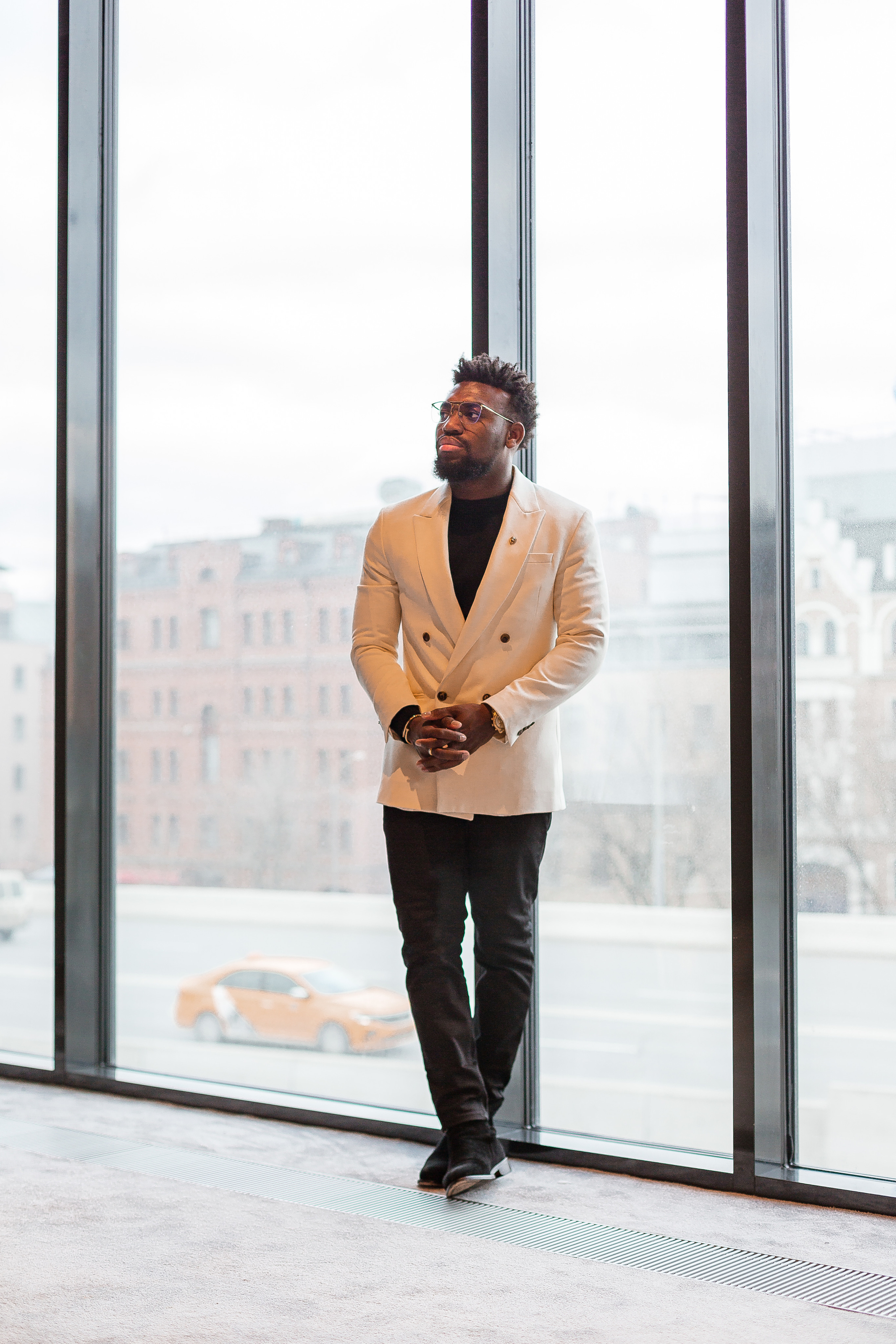 Widny Aleksandre, риелтор. Бренд съемка для социальных сетей инстаграм фотограф Москва