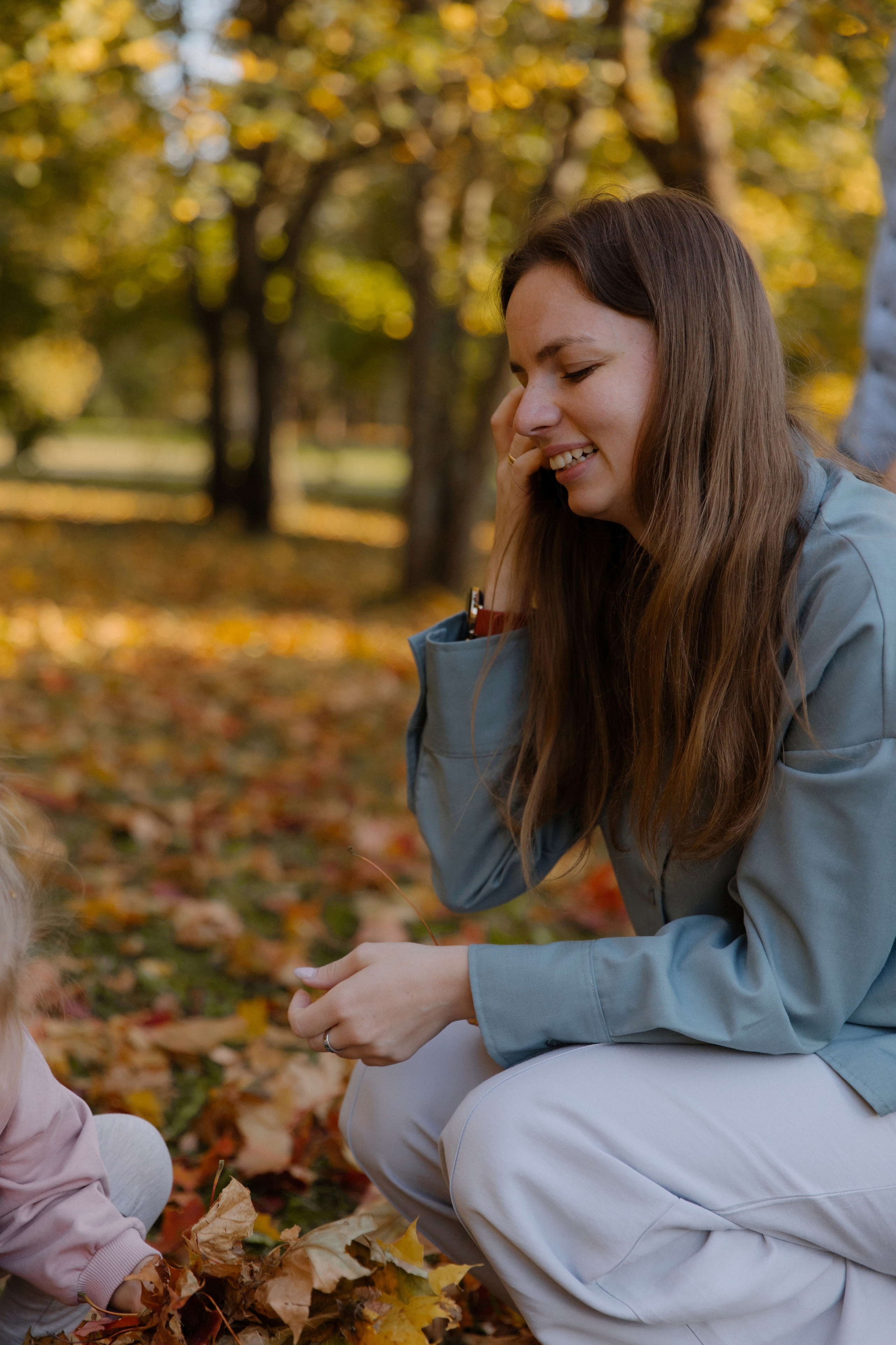 Прогулка Василисы с родителями, дядей и тетей. Семейный и свадебный фотограф в Москве и Зеленограде Пилипенко Юлия