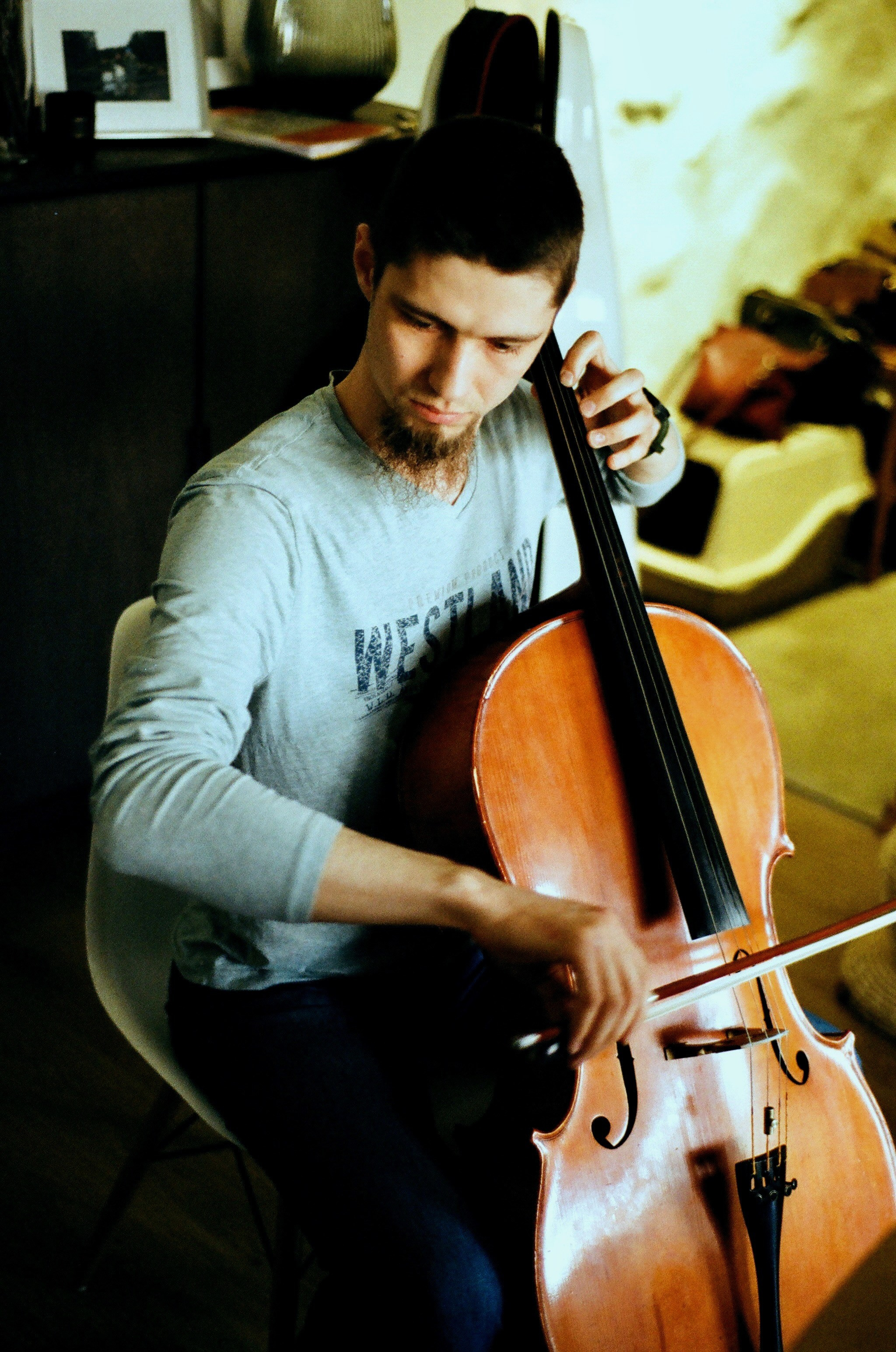 Film. Ruslan UI Dev Page