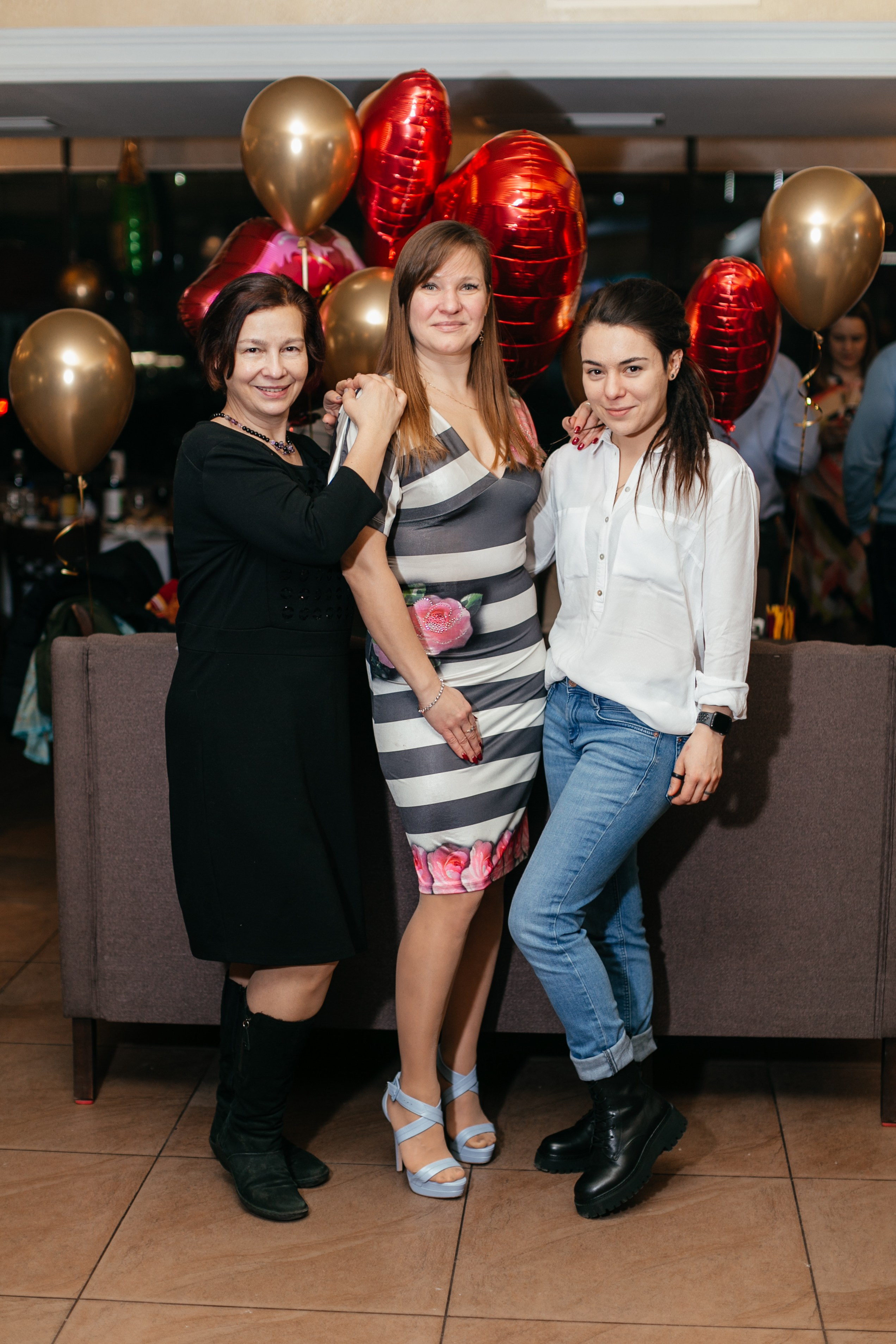 Юбилей в ресторане. Репортажный фотограф Ирина Сухарева