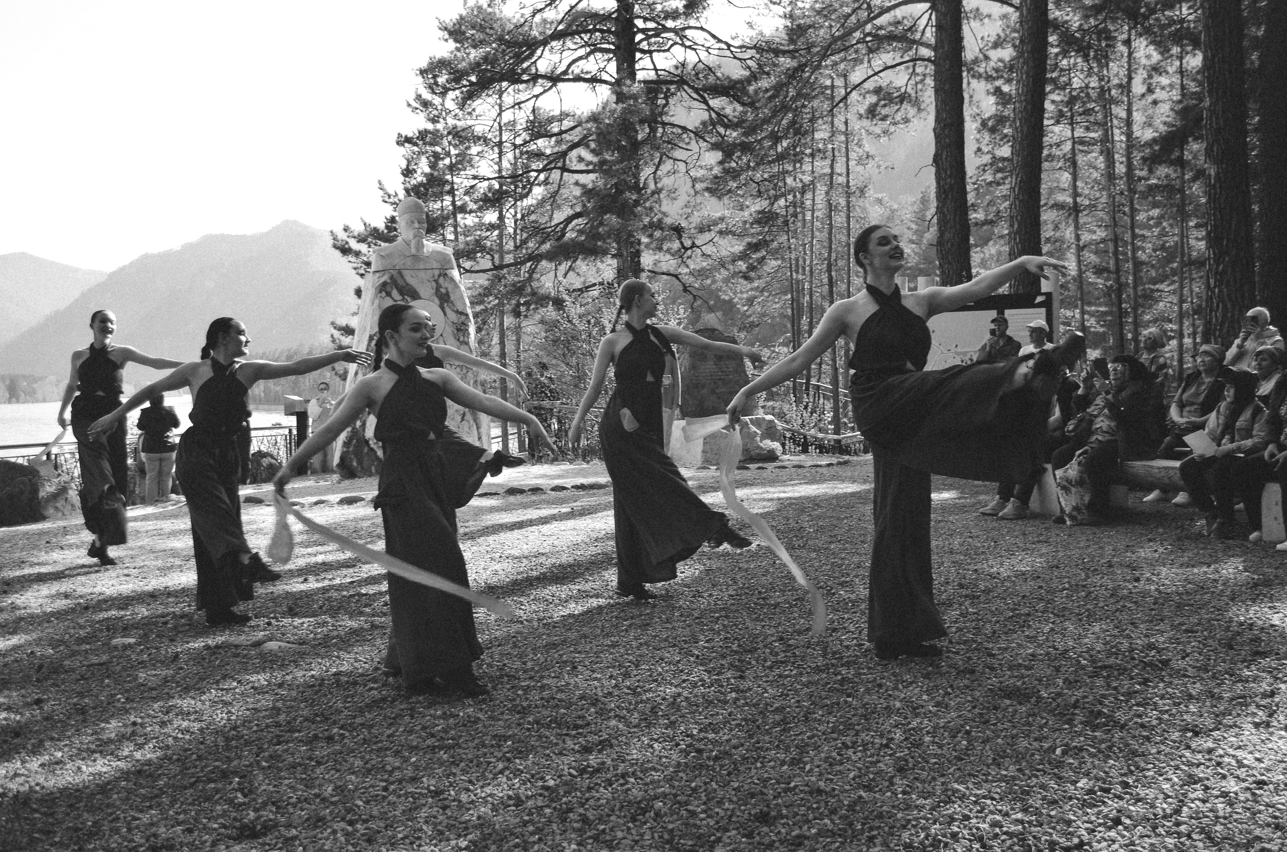 Фестиваль «Цветение Маральника на Алтае 2025». Фоторепортаж. Денисова Аля — фотограф для парных съемок и индивидуальных историй в Барнауле