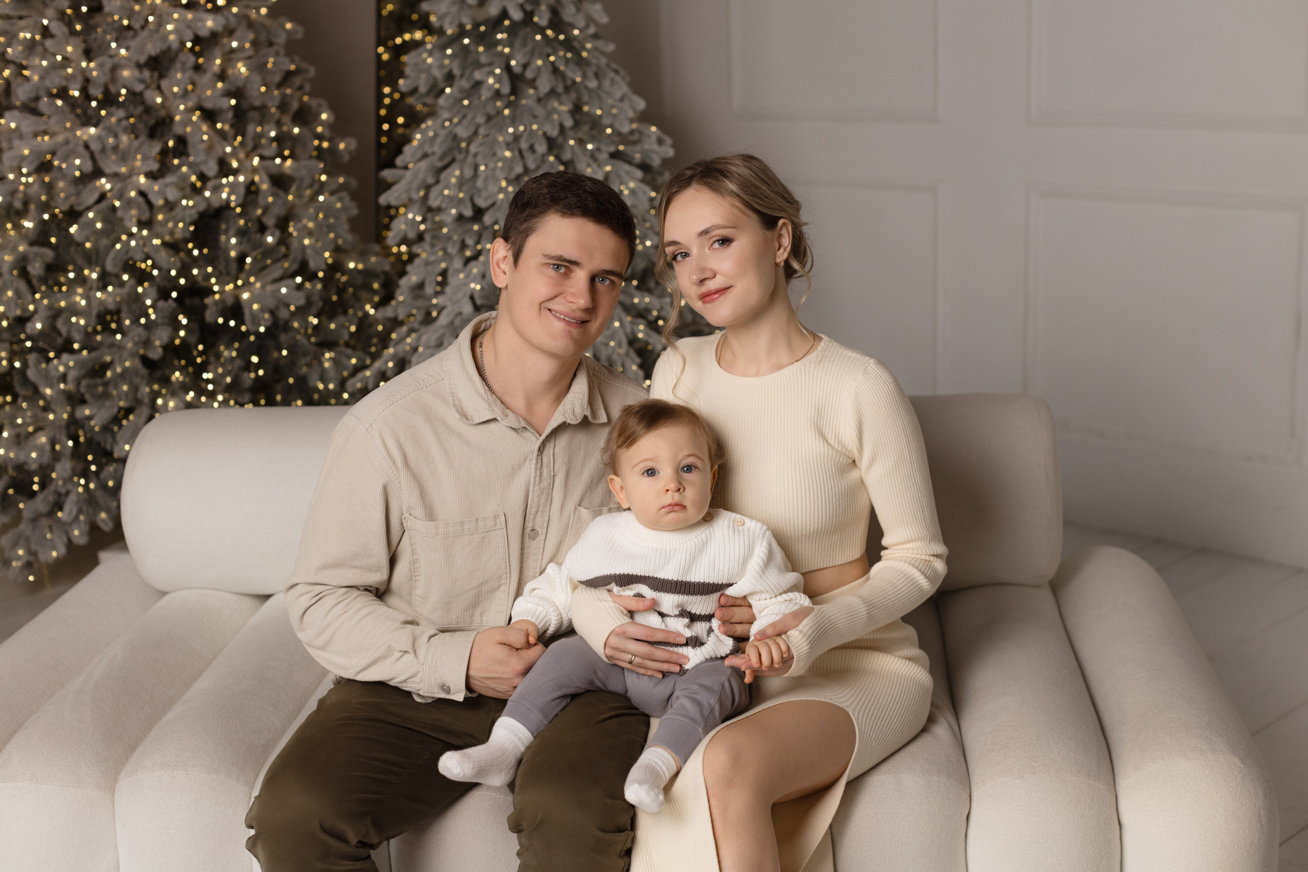 Новогодняя съемка в Историях (зал Мидл). Фотограф беременности и новорожденных в Красноярске Вета Ланская