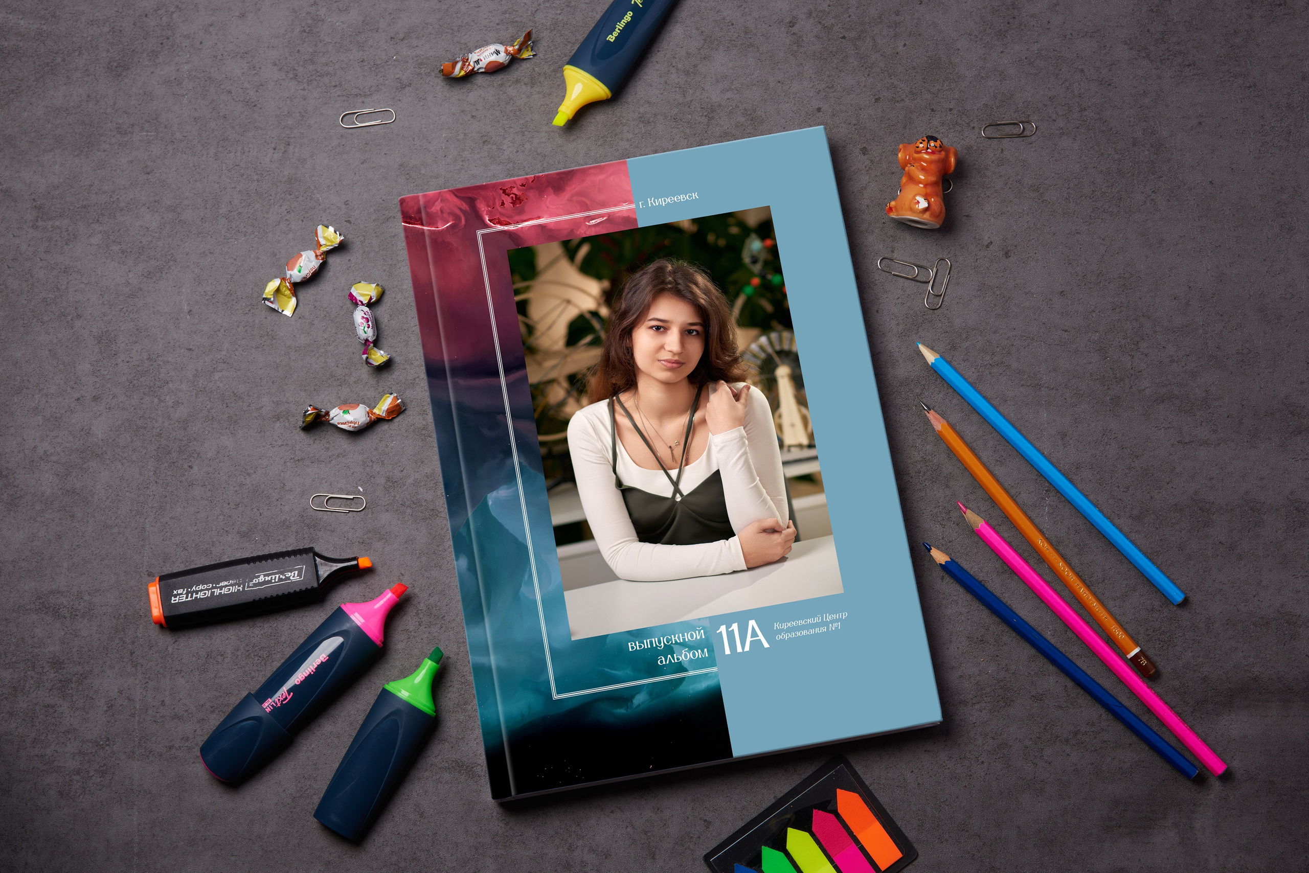 Персональные альбомы на тонких листах (постраничные). Школьный фотограф в Туле Владимир Греков. Выпускные альбомы