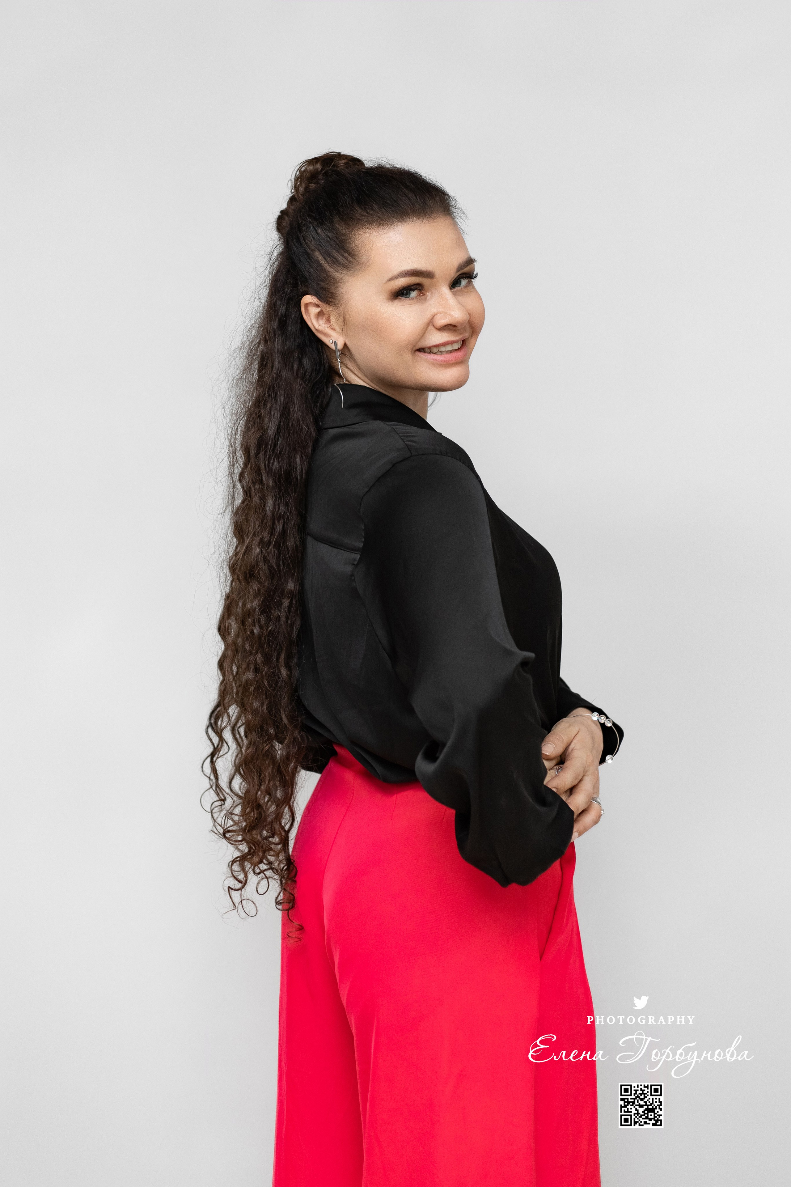 Портреты сотрудников в bodyboom. Сентябрь 2024. Фотограф Пермь. Свадьбы. Семья и дети, школа, д. сад. Фотокниги