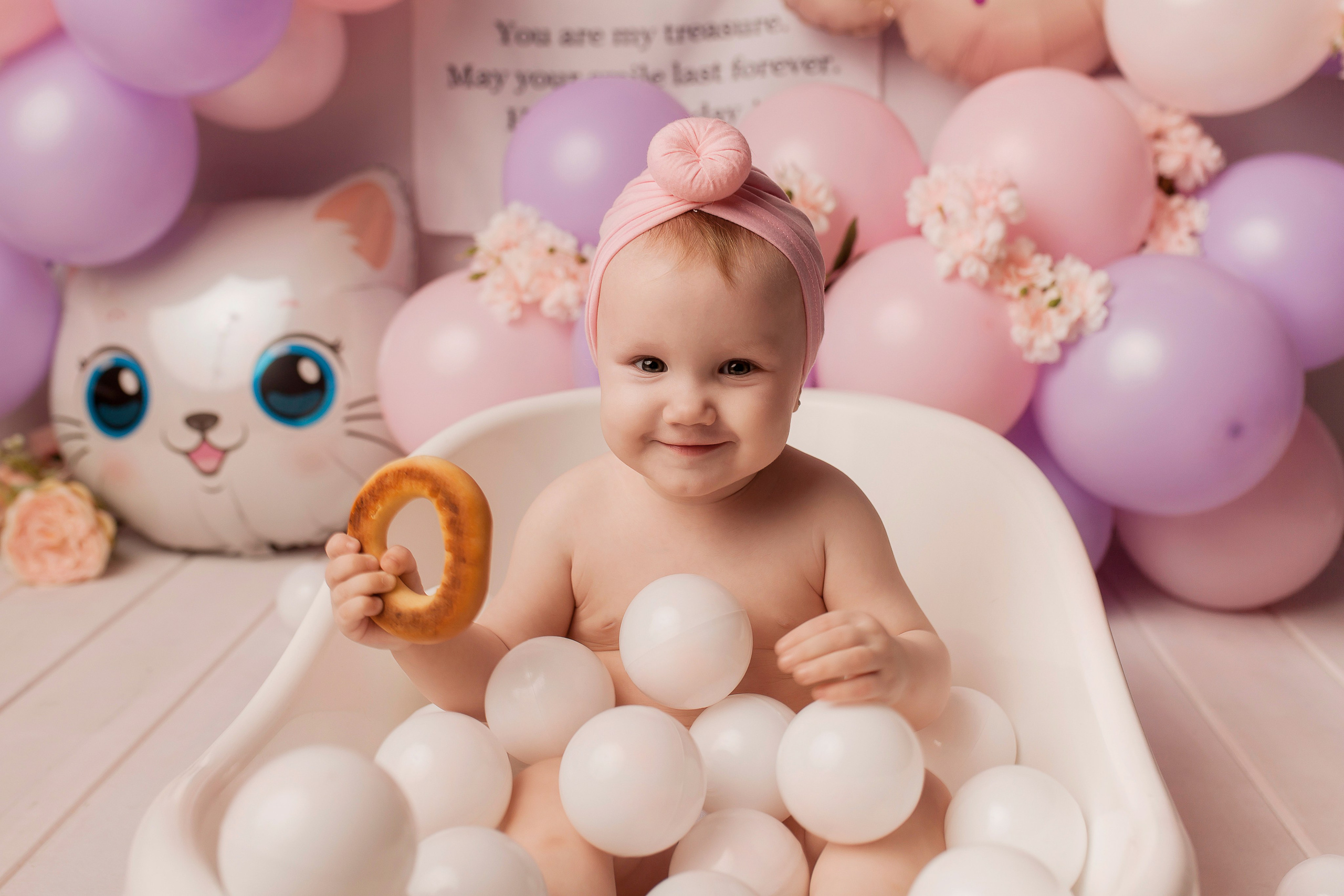 Василиса, 1 годик. Фотограф новорожденных в Новокузнецке Анна Горошникова