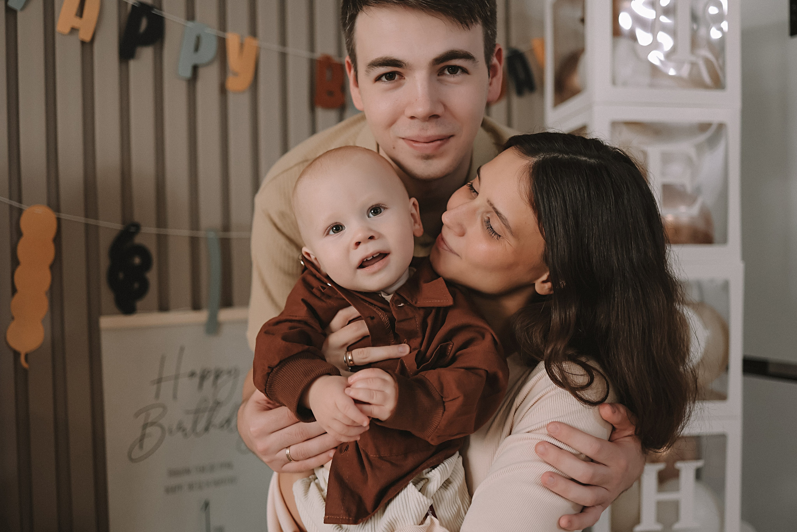 1 год Леону. Семейный фотограф Тюмень, фотограф на роды Салмина Мария