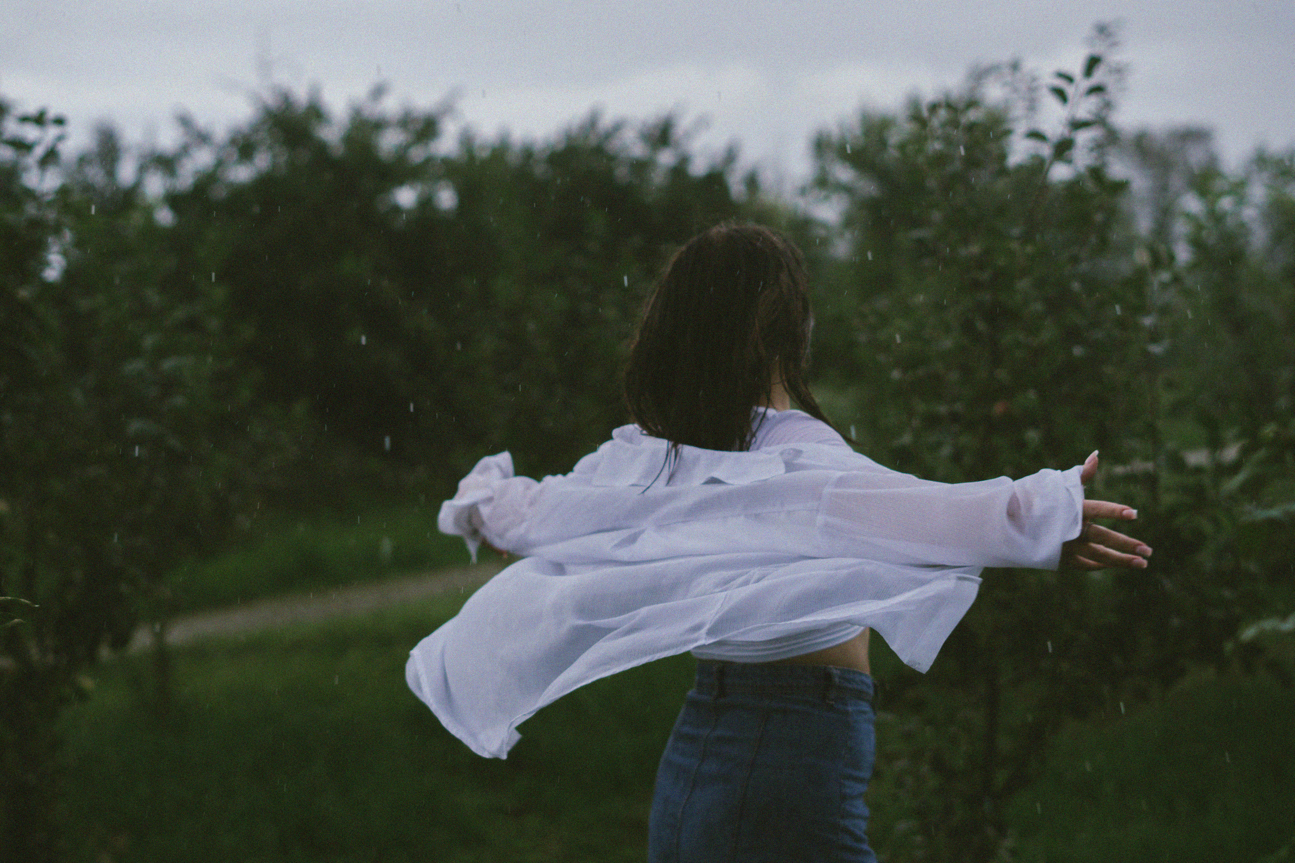 Прогулка под дождем с Алиной. Фотограф в Липецке и Москве Рыкова Юлия