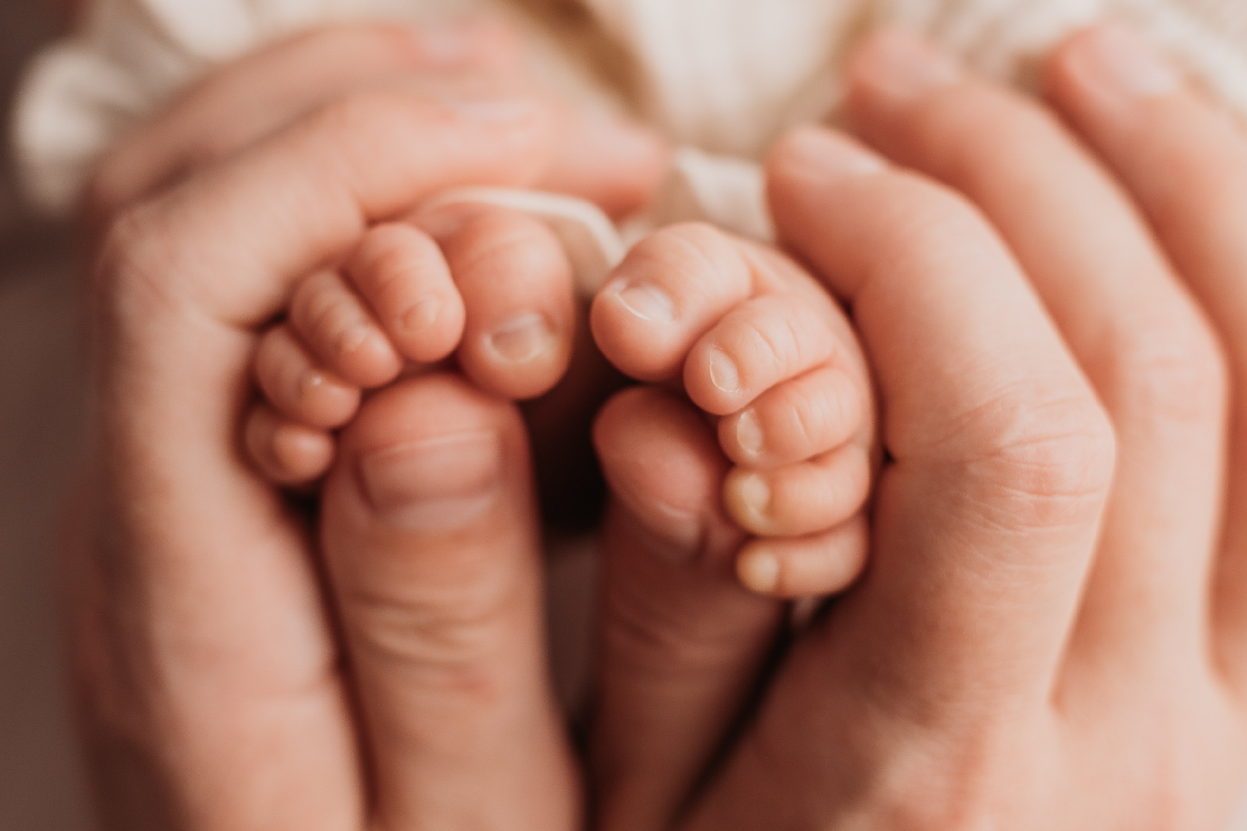 Newborn съемка в стиле Лайф. Фотограф новорожденных малышей в Омске и Омской области Эльвира Камаева